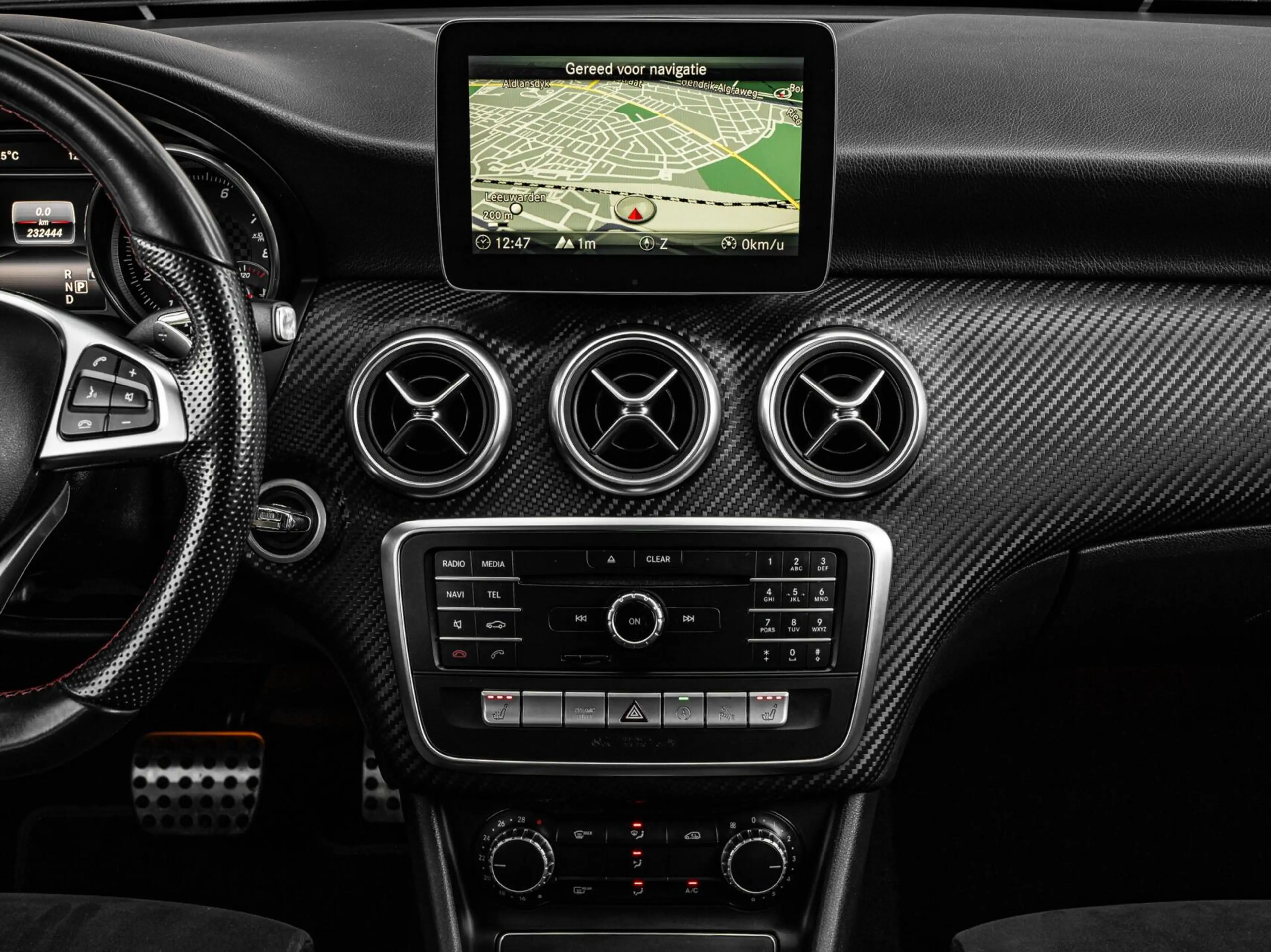 Mercedes-Benz A 200 Ambition — photo 22