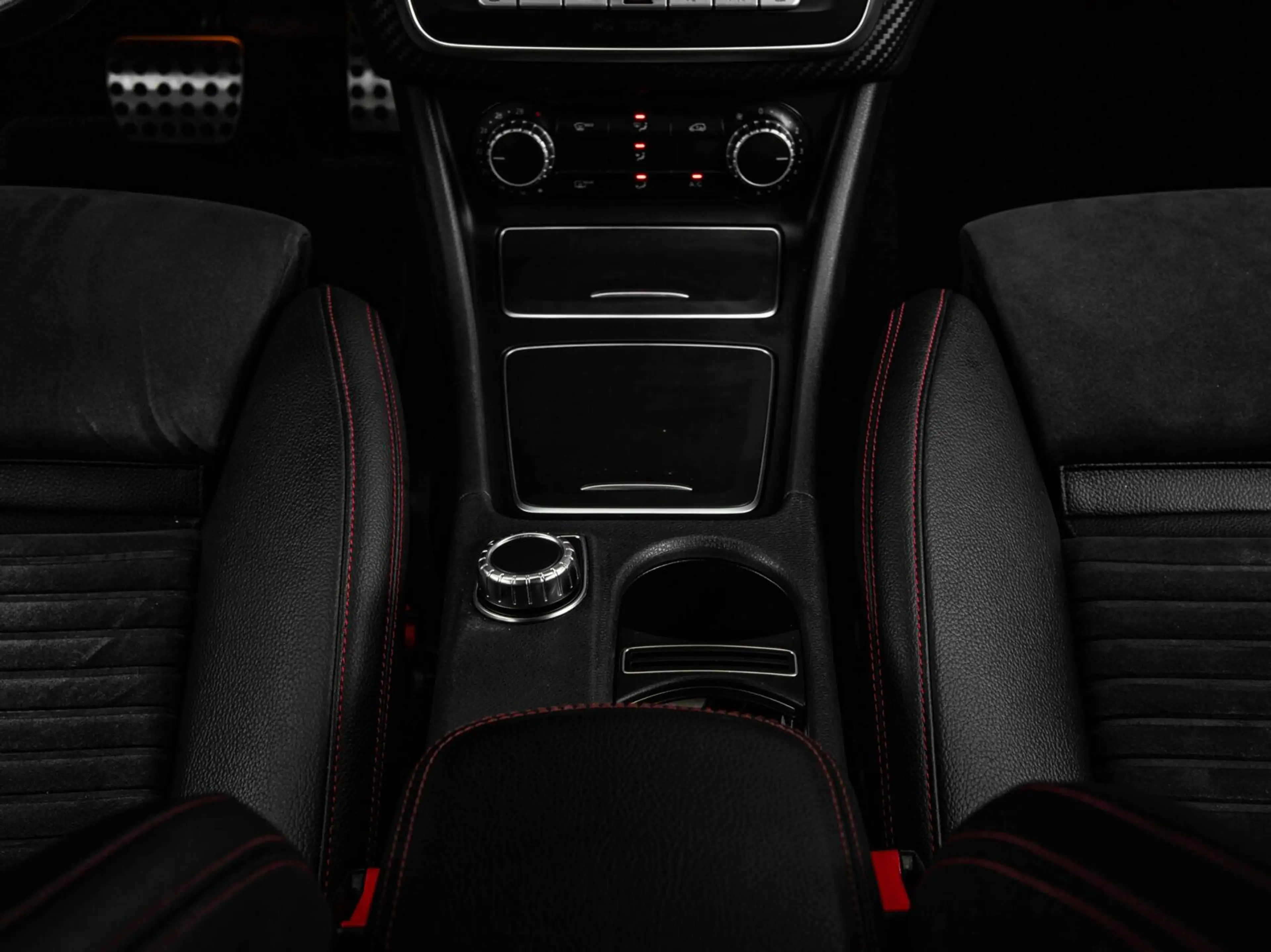 Mercedes-Benz A 200 Ambition — photo 32