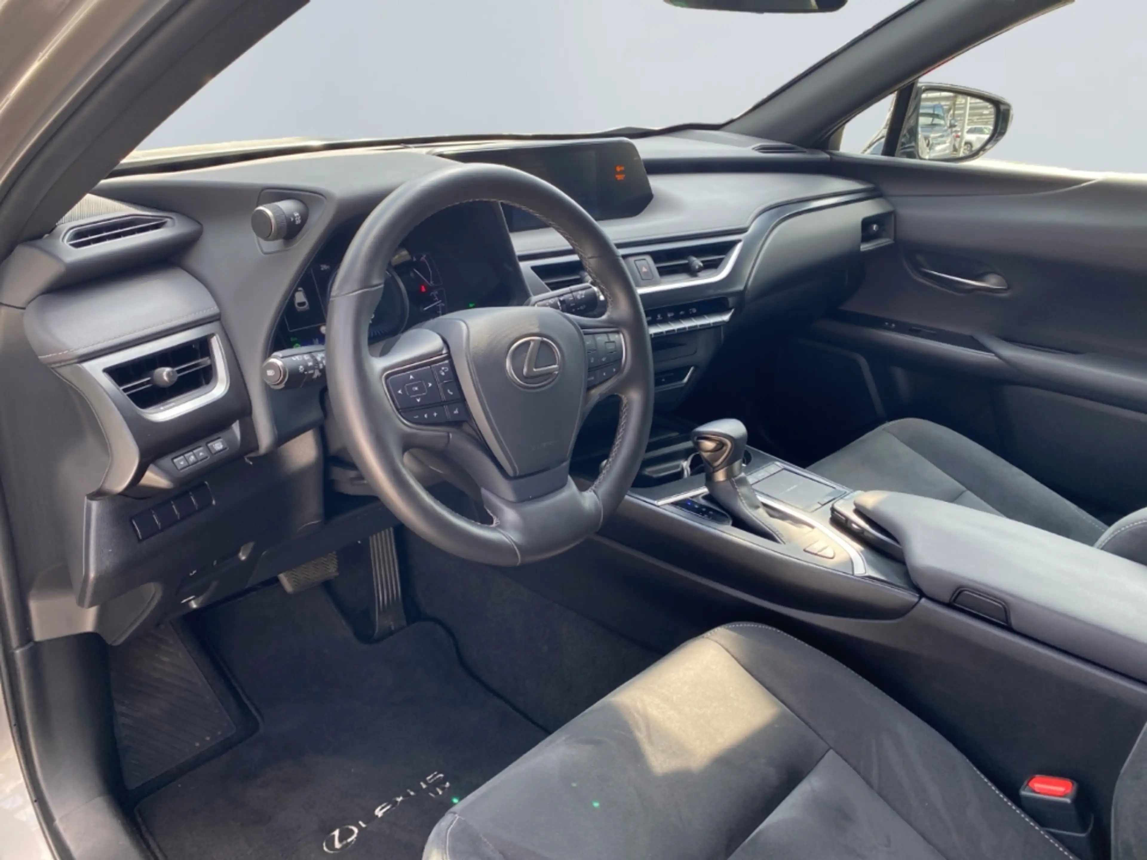 Lexus UX 250h Amazing Edition *Bi-LED*ACC*CAM*CarPlay* — photo 9