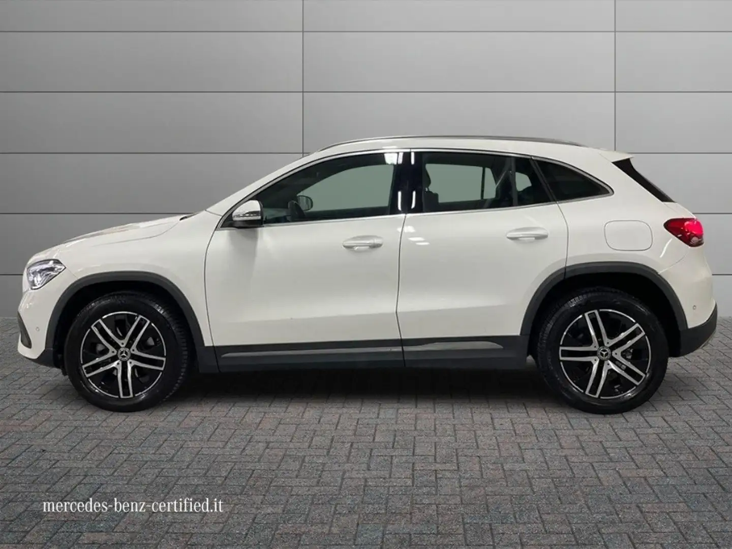 Mercedes-Benz GLA 180 - GLA 180 d Sport Plus auto Blanc - 2