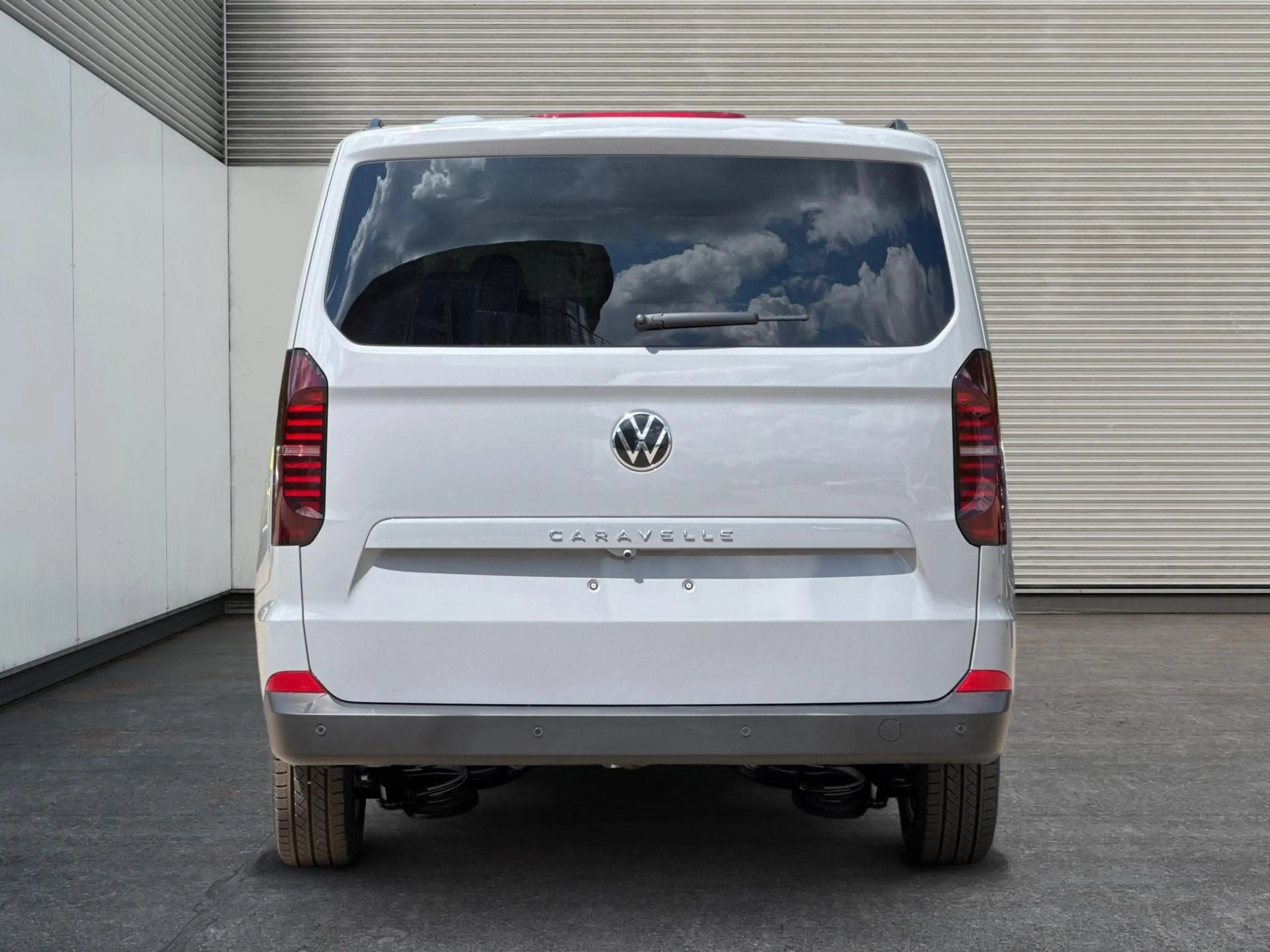 Volkswagen T7 Caravelle Basis LR 9-Sitzer+AHK+LED+KAM+PDC+SHZ+ALU+GJR 2... — photo 4