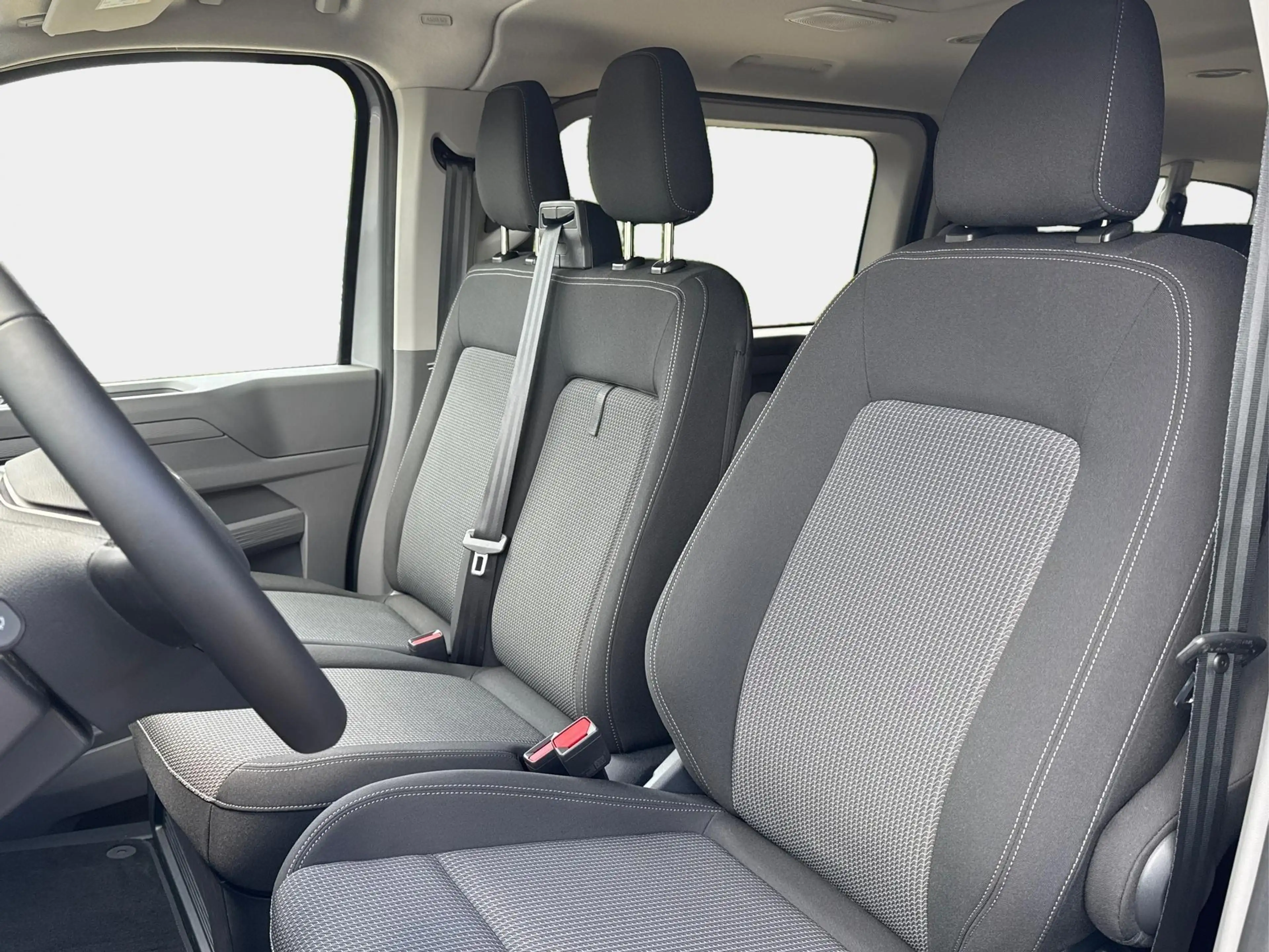 Volkswagen T7 Caravelle Basis LR 9-Sitzer+AHK+LED+KAM+PDC+SHZ+ALU+GJR 2... — photo 14