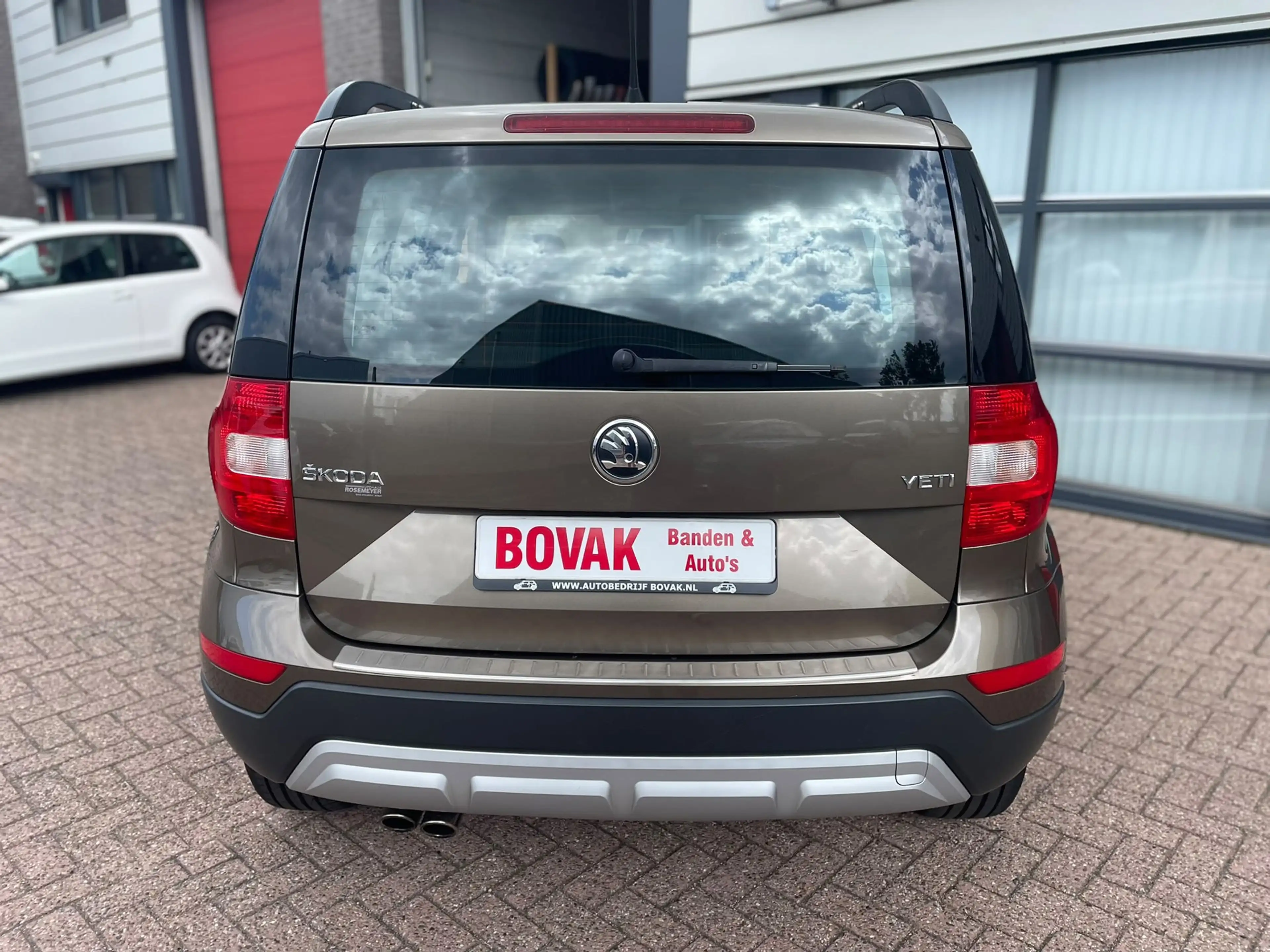 Skoda Yeti 1.4 TSI Greentech Active — photo 6