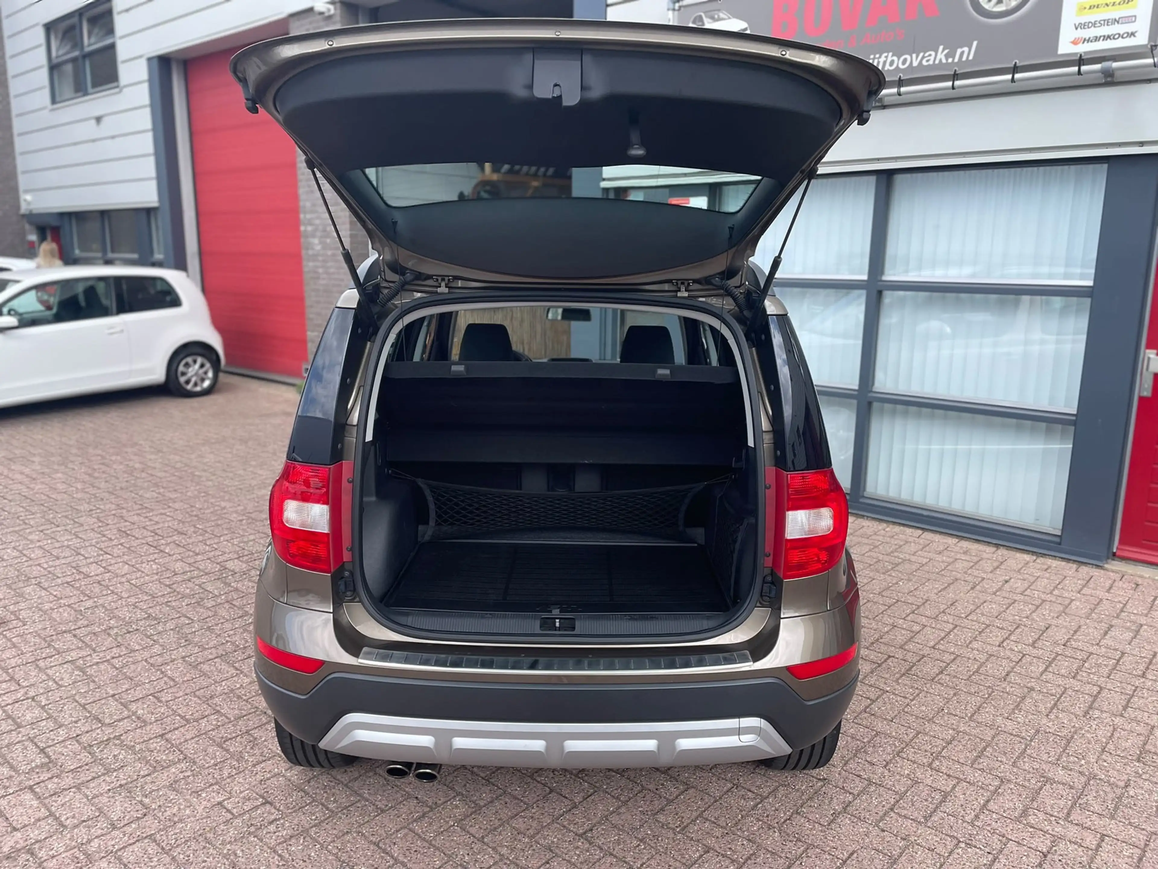 Skoda Yeti 1.4 TSI Greentech Active — photo 9