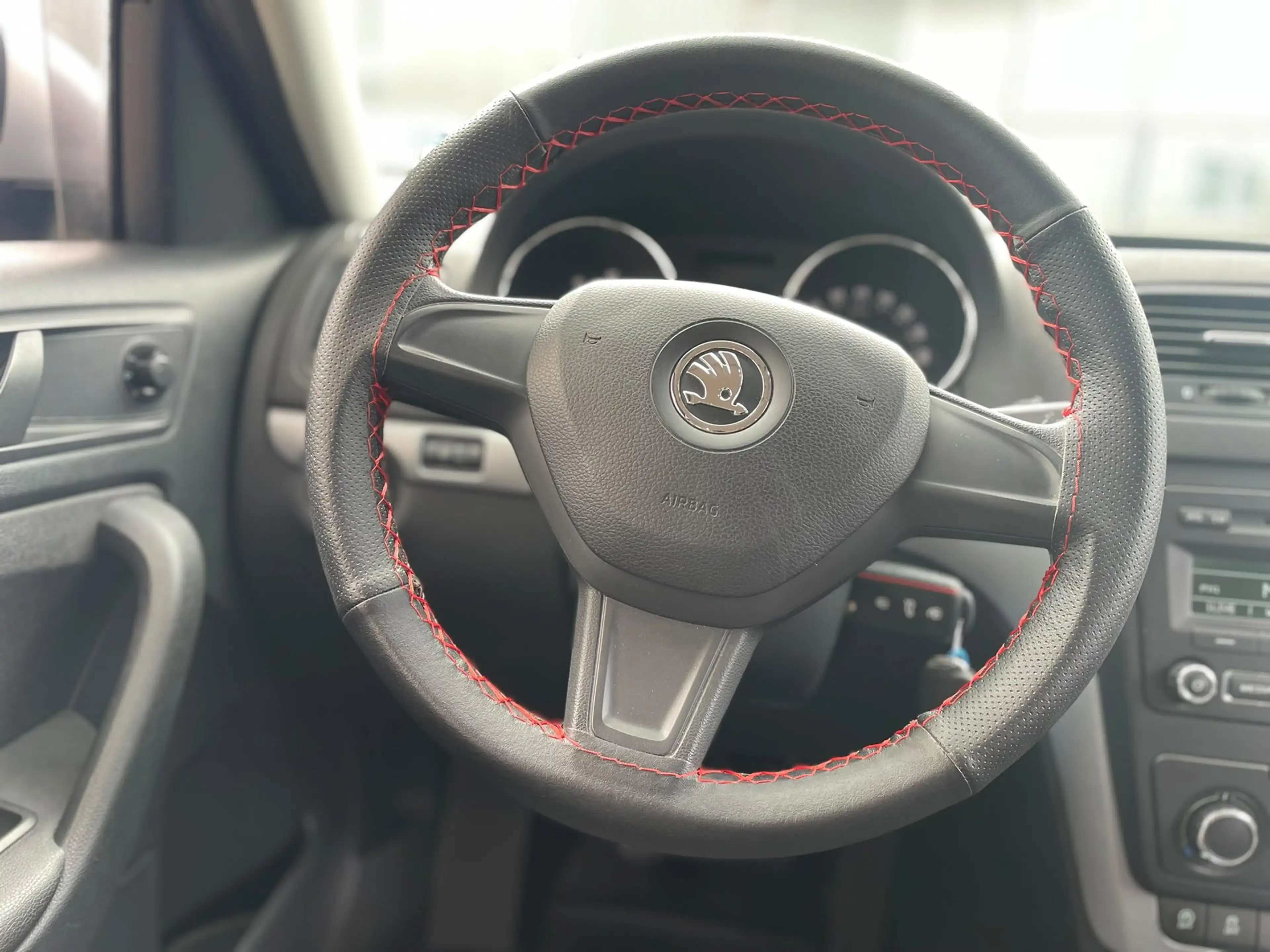 Skoda Yeti 1.4 TSI Greentech Active — photo 15