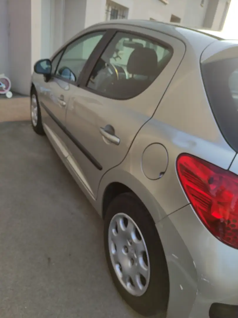 Peugeot 207 207 1.4 HDi 70ch Trendy Gris - 2