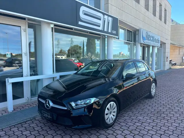 Mercedes-Benz A 160 A 160 d Business