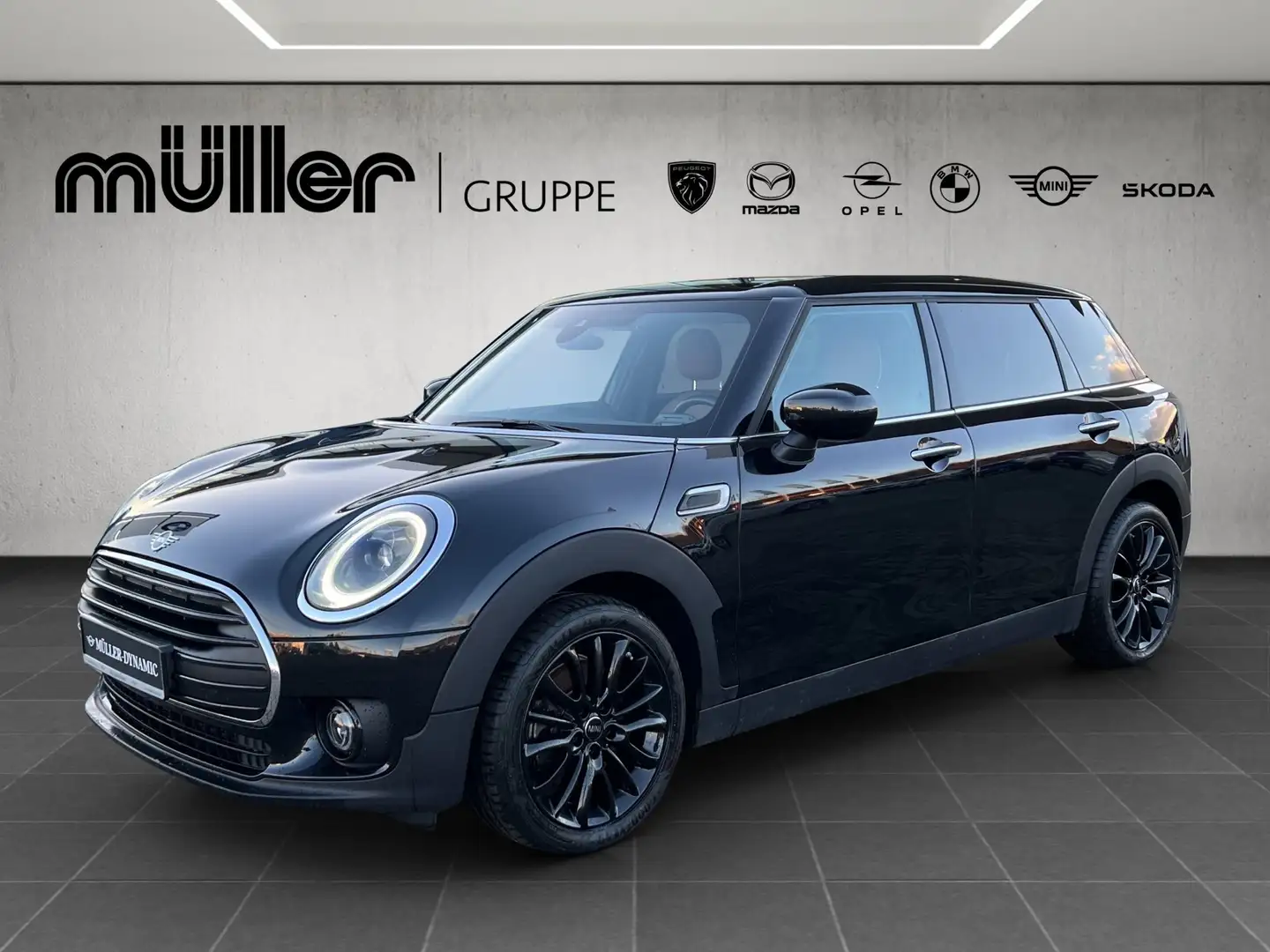 MINI Cooper D Clubman Cooper D CLUBMAN LED AHK LEDER CARPLAY TEMPOMAT SH Fekete - 1