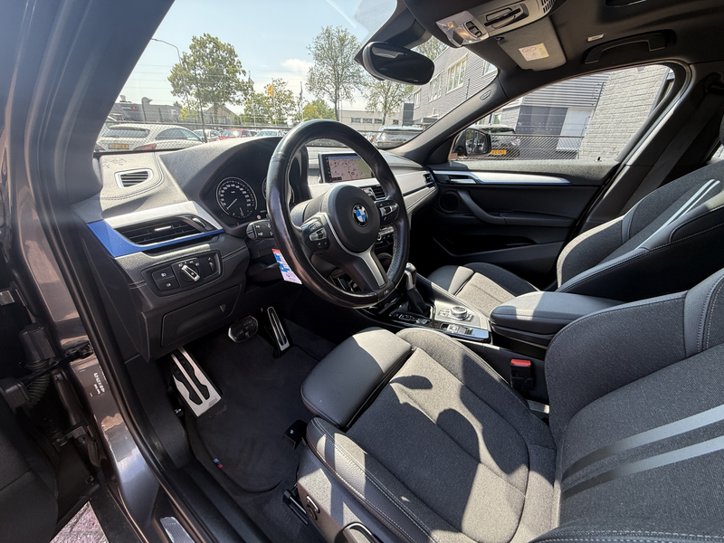 BMW X2 xDrive25e automaat full options M sport pakket pan — photo 23