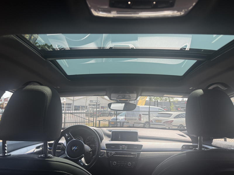 BMW X2 xDrive25e automaat full options M sport pakket pan — photo 10