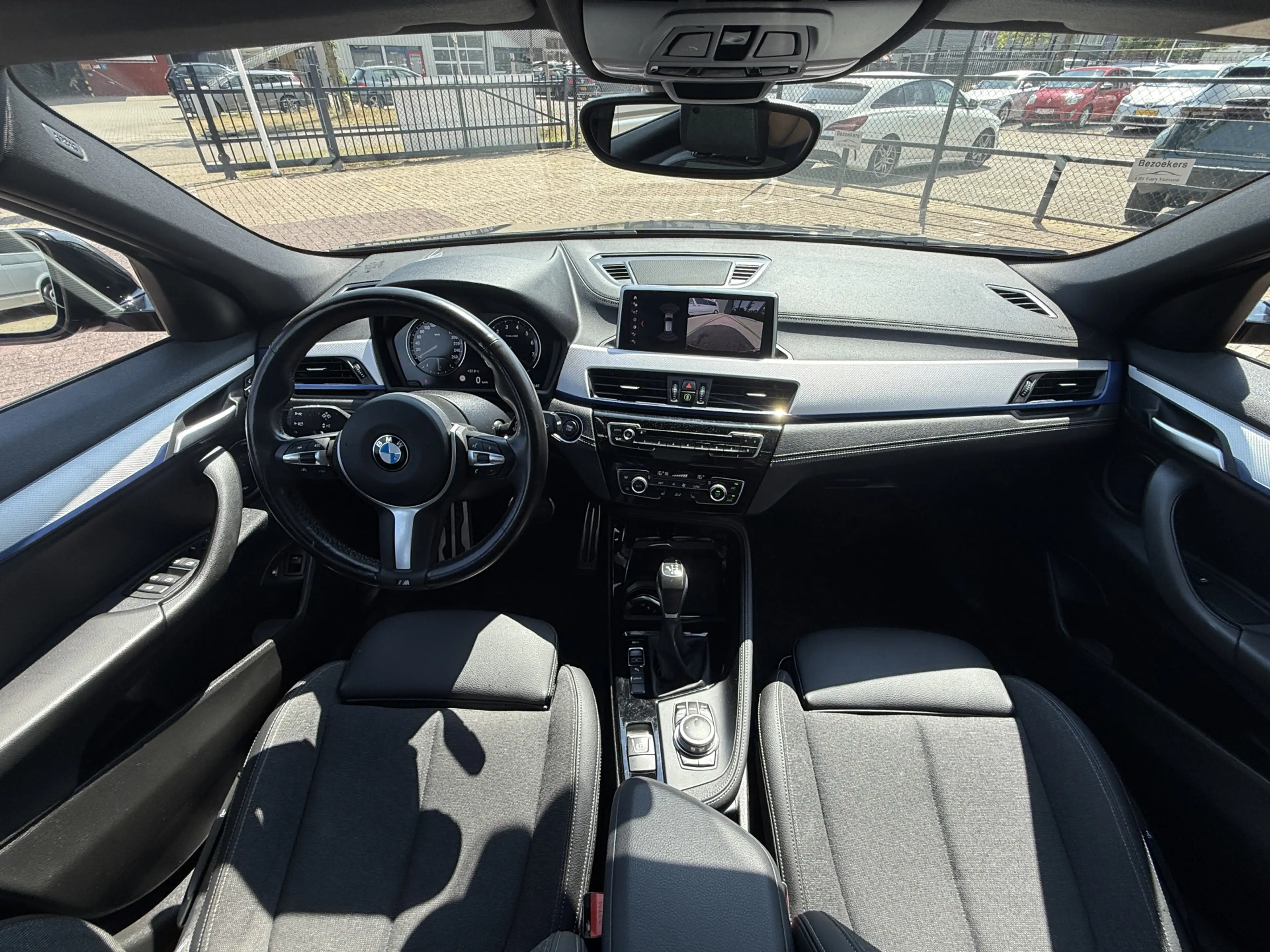 BMW X2 xDrive25e automaat full options M sport pakket pan — photo 13