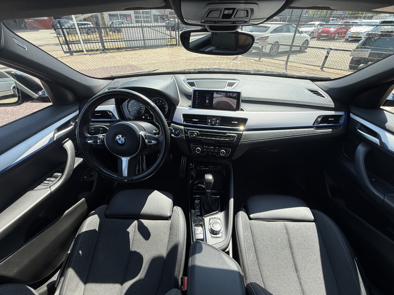 BMW X2 xDrive25e automaat full options M sport pakket pan — photo 13