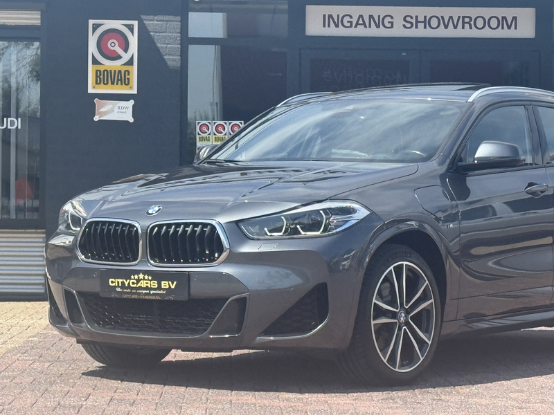 BMW X2 xDrive25e automaat full options M sport pakket pan — photo 2