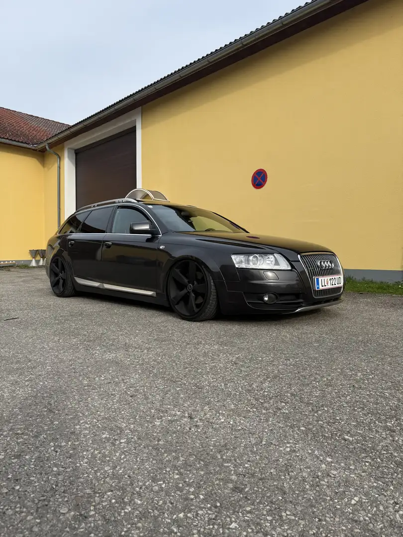 Audi A6 allroad 2.7 TDI Grau - 1