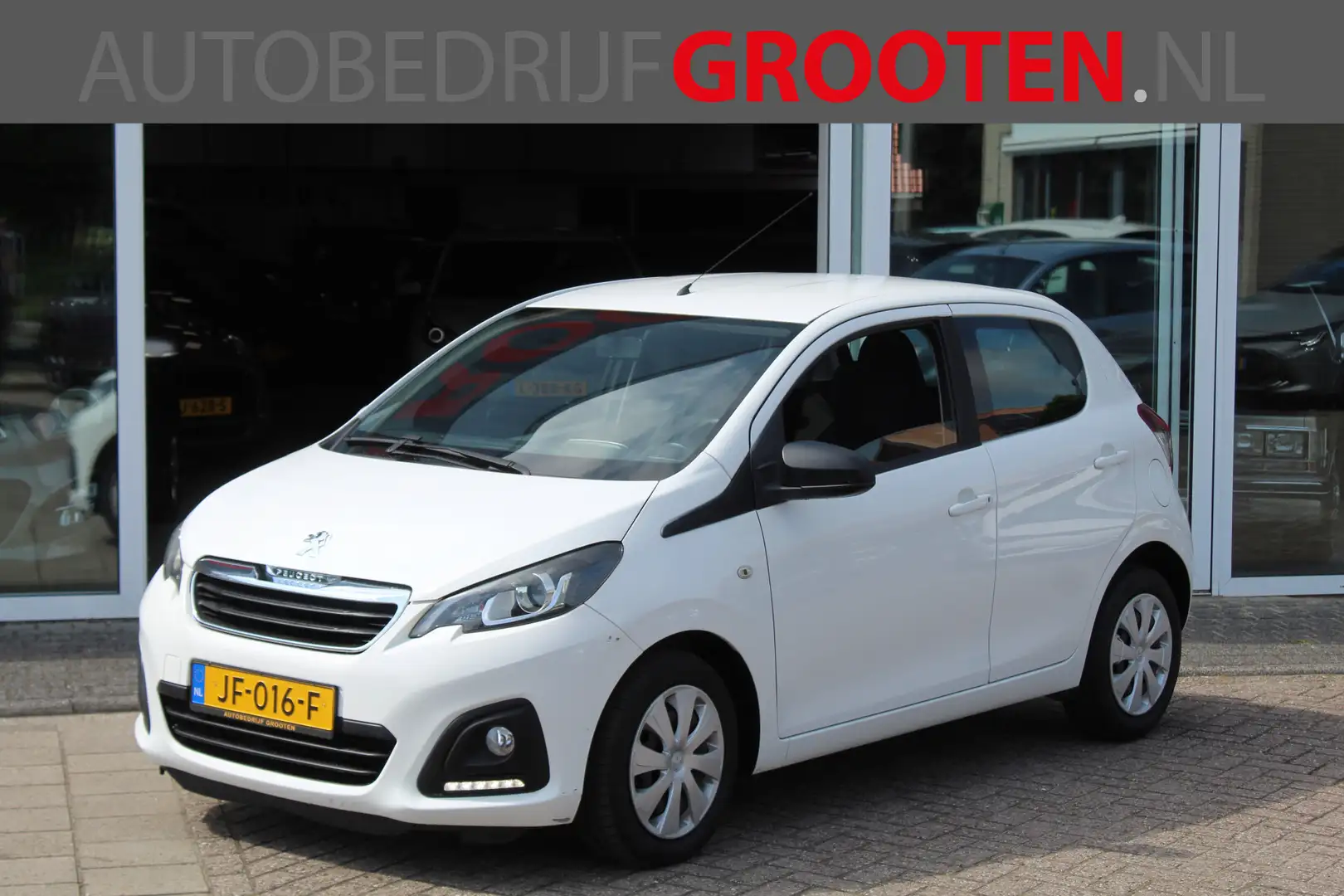 Peugeot 108 1.0 e-VTi Active PACK PREMIUM Weiß - 1