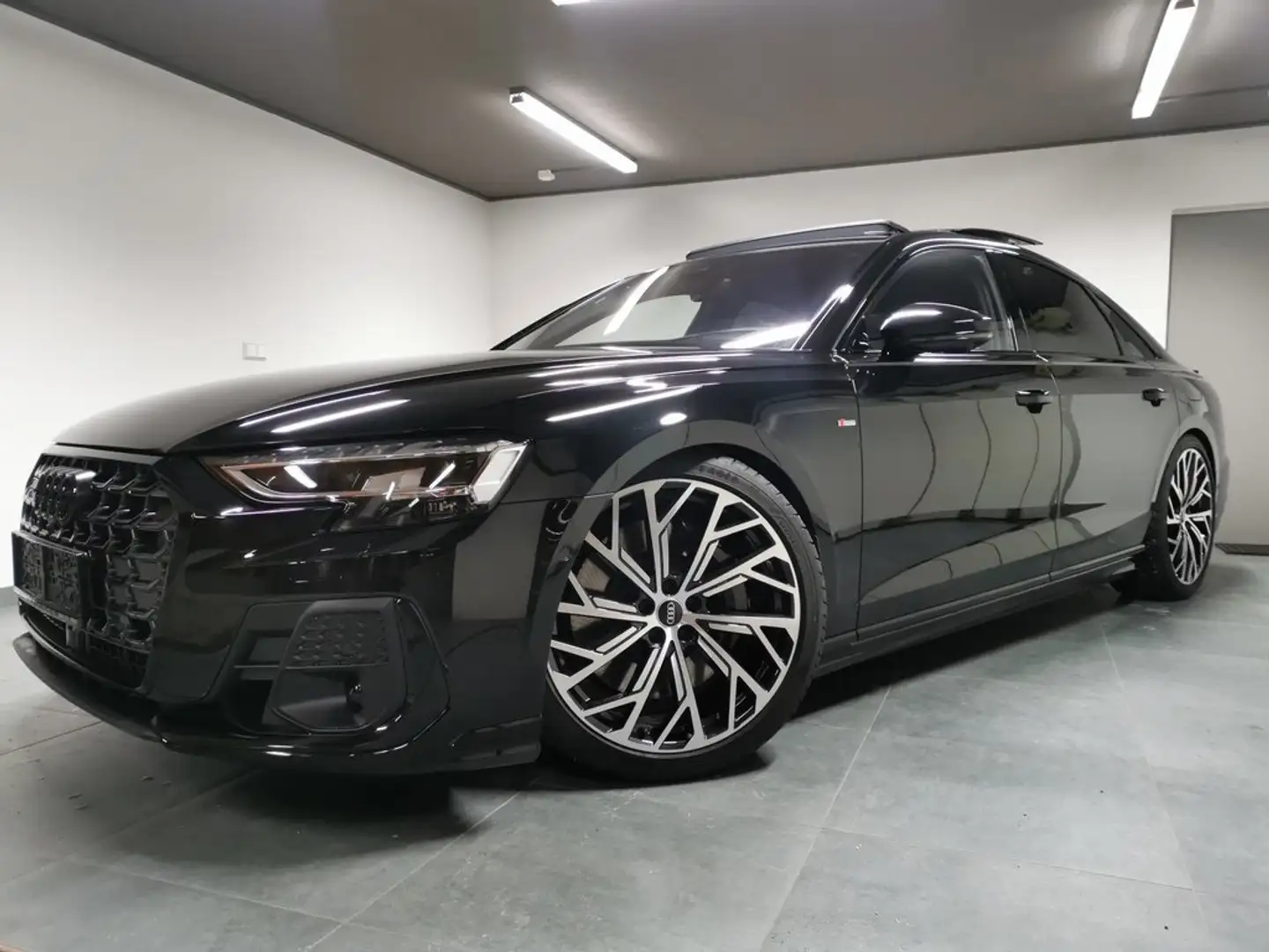Audi A8 -S line,Audi exclusive,RS Sitze,Rear seat,Panorama Schwarz - 1