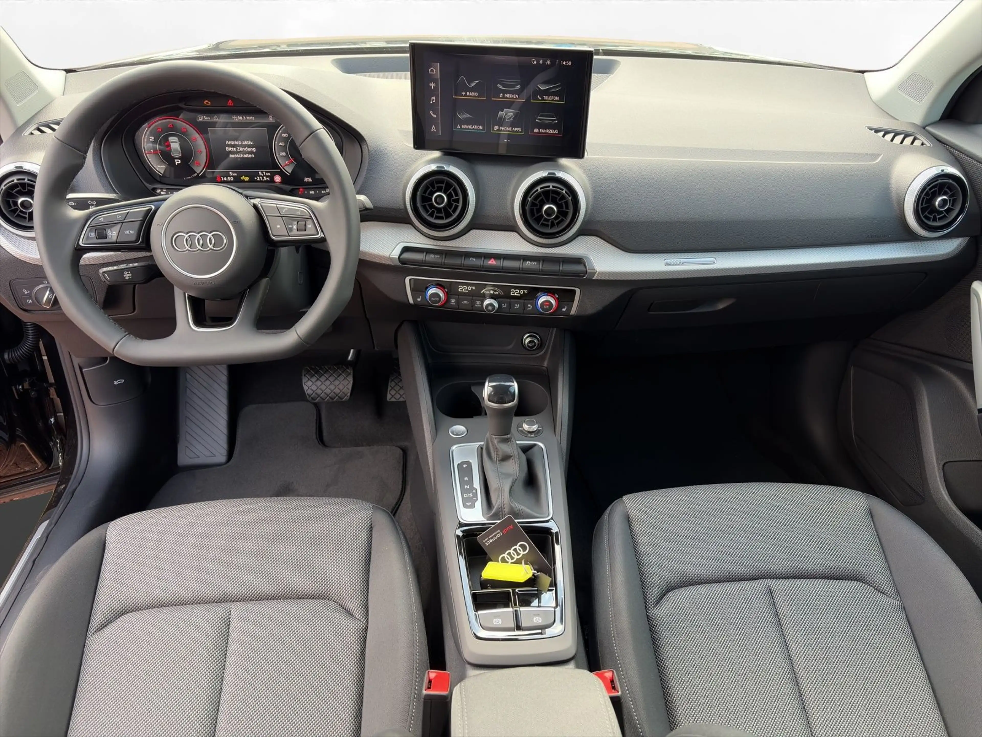 Audi Q2 35 TFSI S-LINE COMP+KAMERA+CARPLAY+MATRIX+ — photo 5
