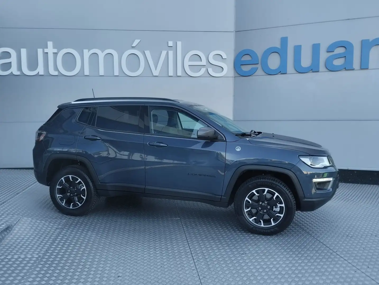 Jeep Compass 1.3 PHEV 240cv AT AWD Trailhawk Blu/Azzurro - 1