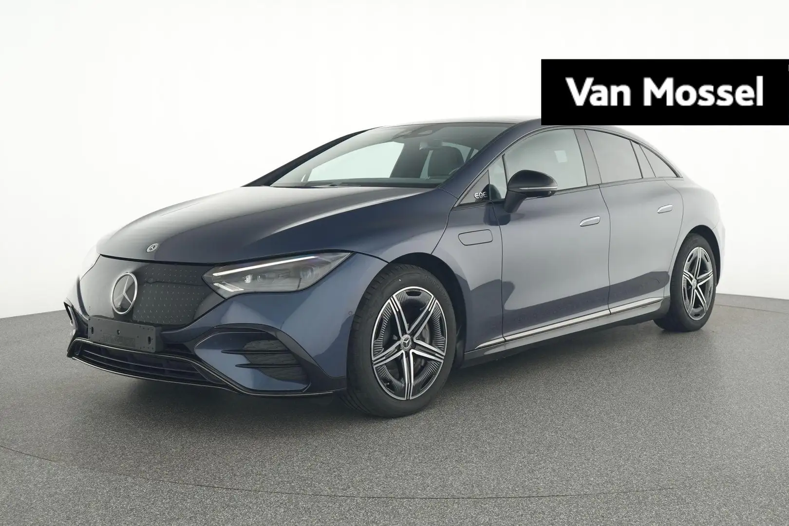 Mercedes-Benz EQE 300 AMG Line + DIGITAL LIGHT + BURMESTER + PANO DAK + Bleu - 1