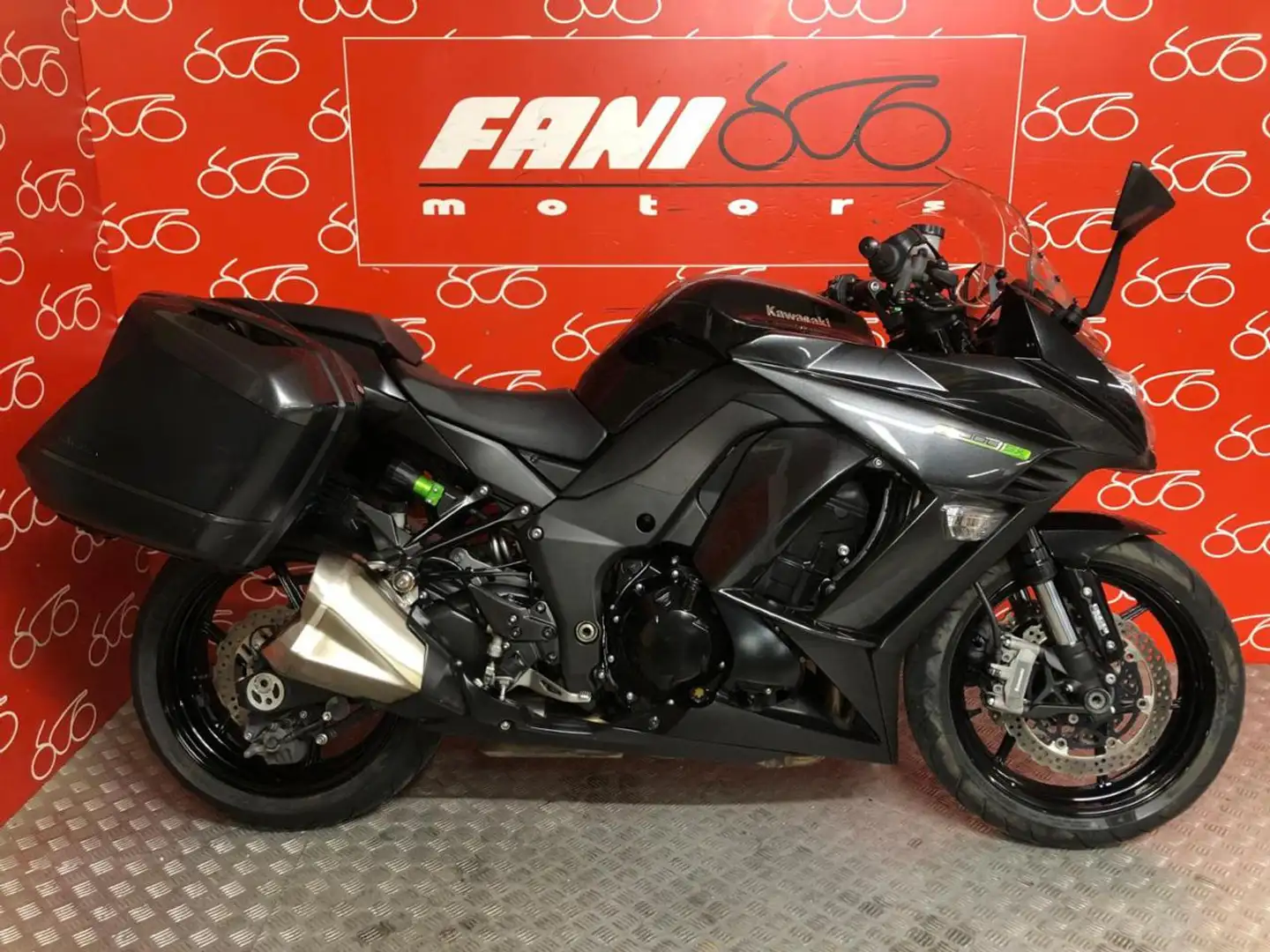 Kawasaki Z1000 SX Tourer Nero - 1