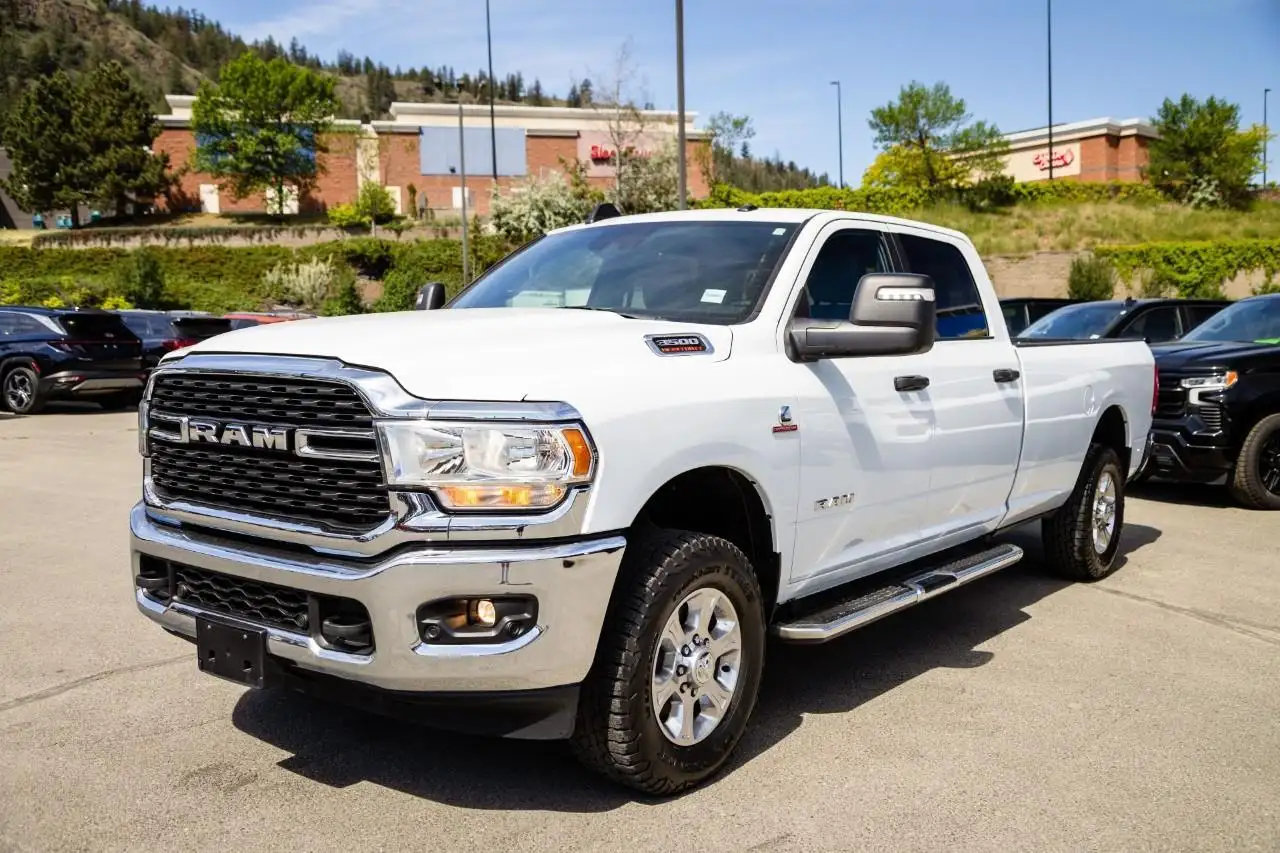 RAM 3500 снимка RAM 3500