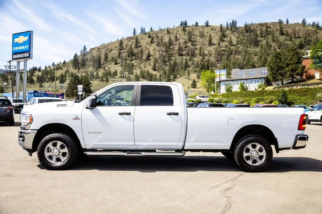 RAM 3500 снимка RAM 3500