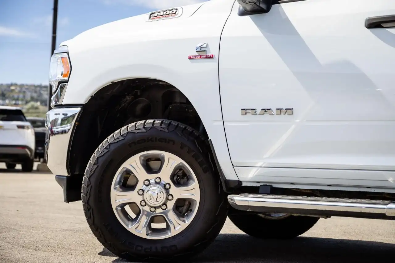 RAM 3500 снимка RAM 3500