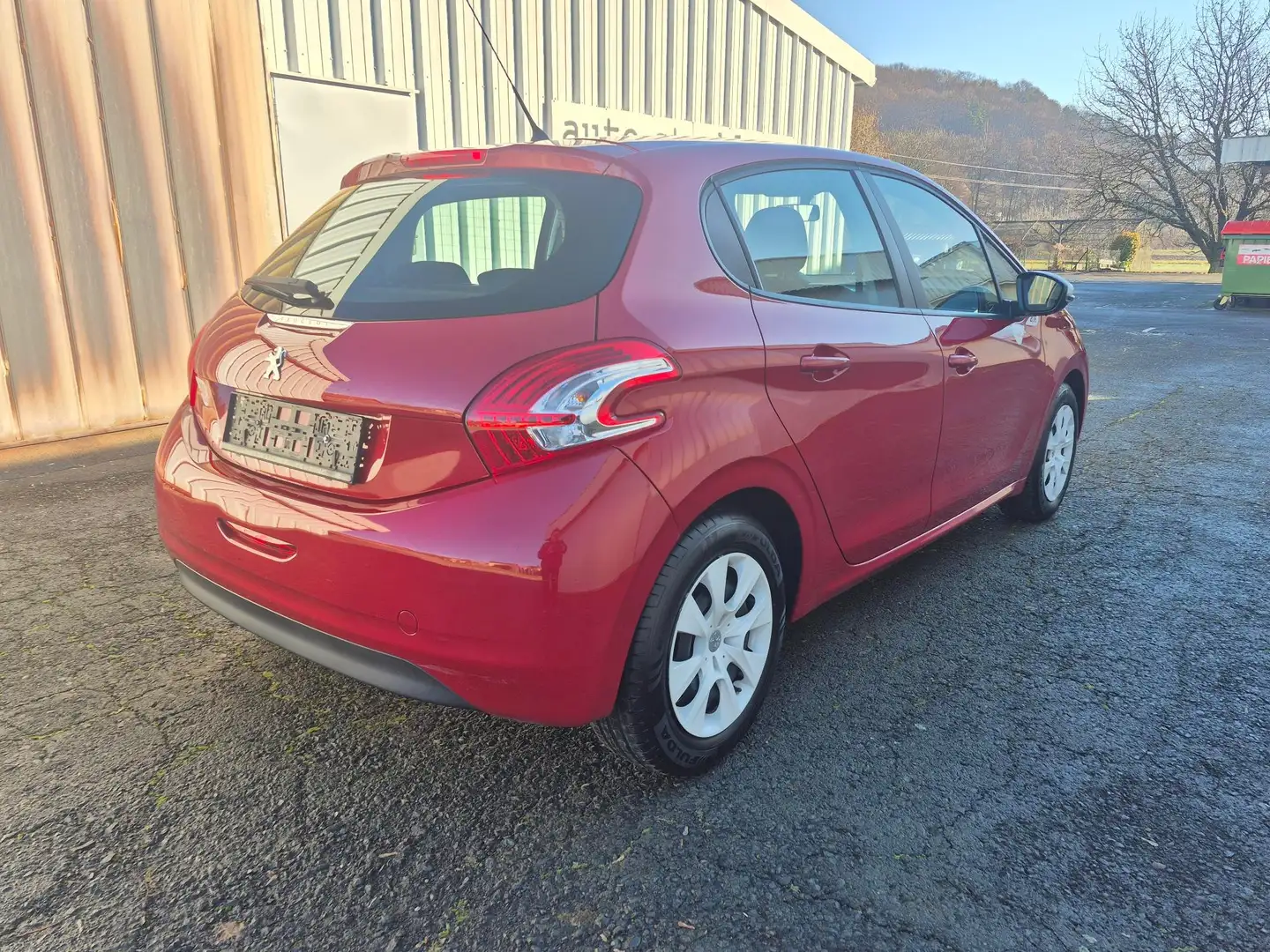 Peugeot 208 1,0 VTi 68 Like Rot - 2