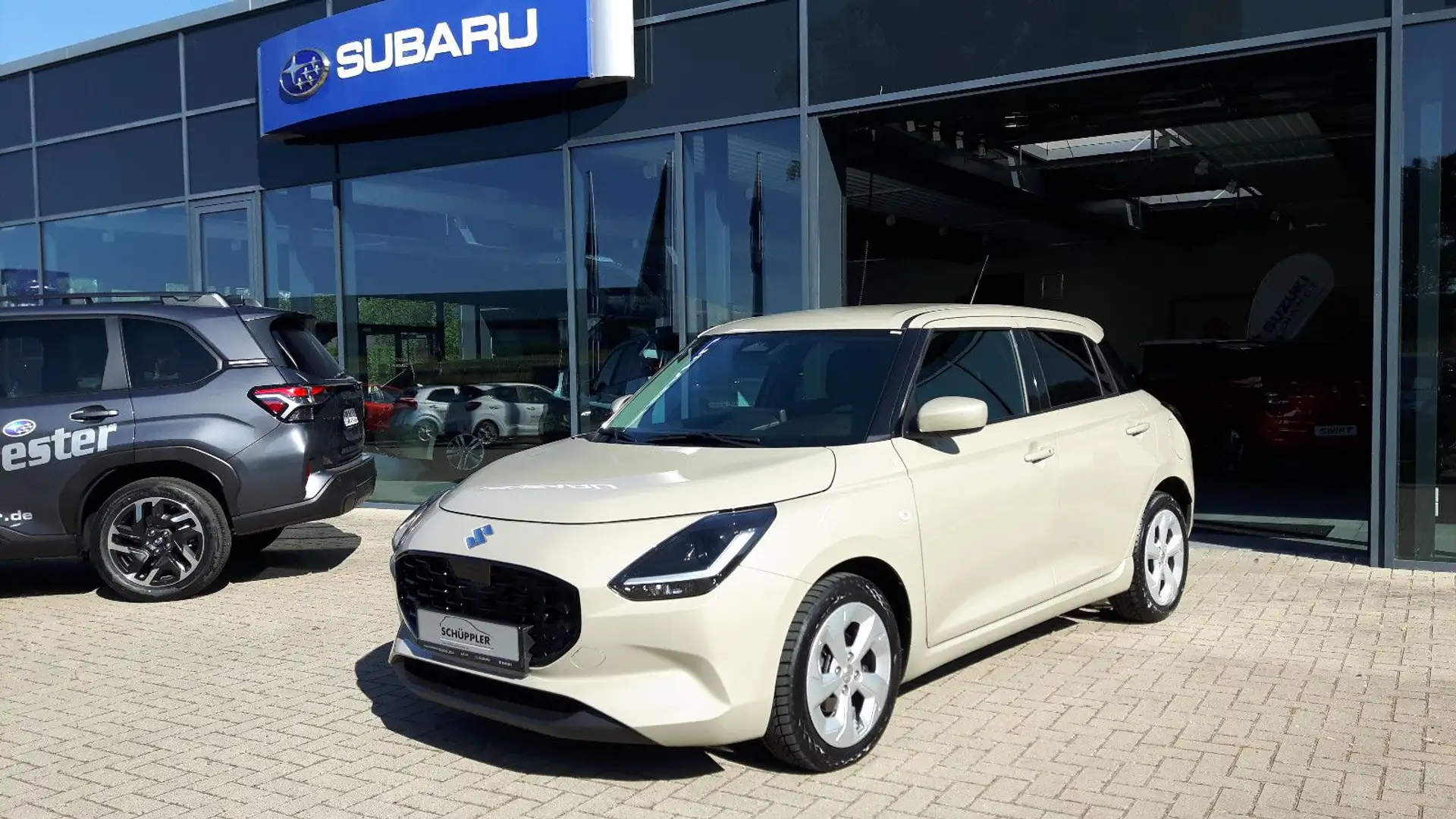 Suzuki Swift 1.2 Dualjet Hybrid 61 kW Comfort Grau - 1