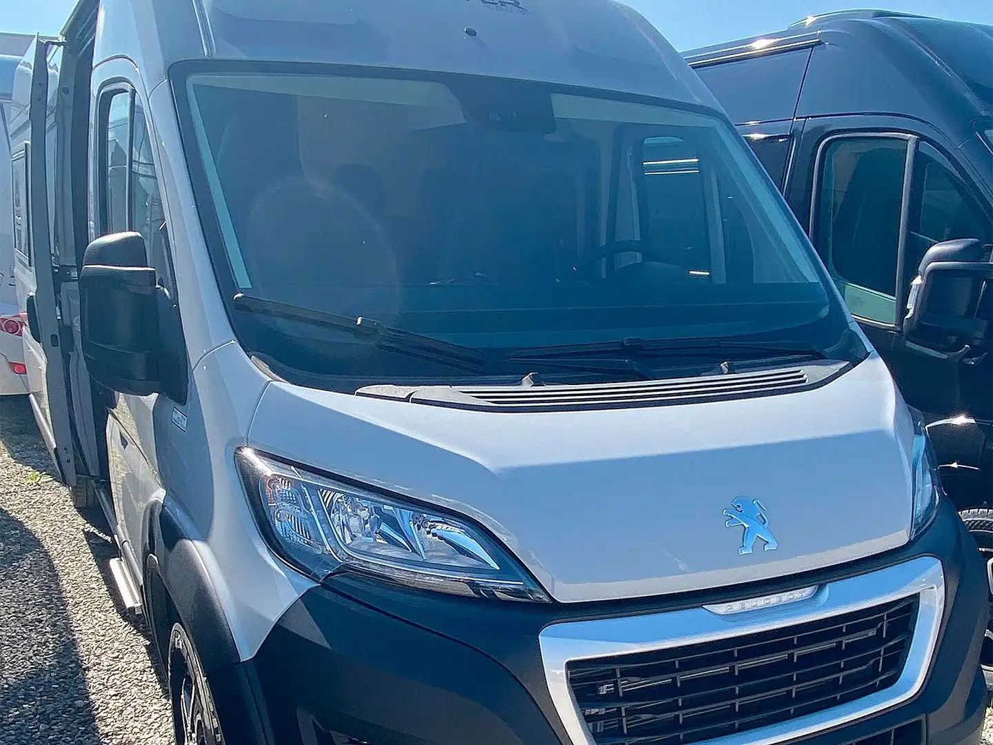 Clever Van Celebration Grau - 2