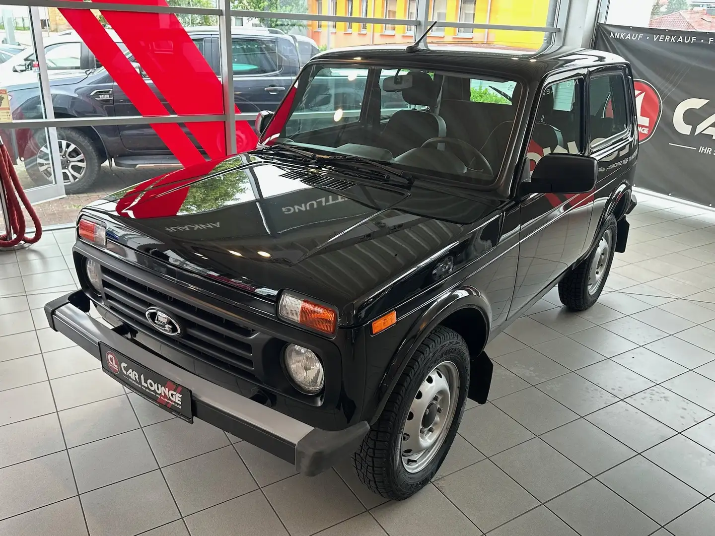 Lada Taiga Legends 4x4 |Sehr Gepflegt|Nur.10 TKM| Grün - 2