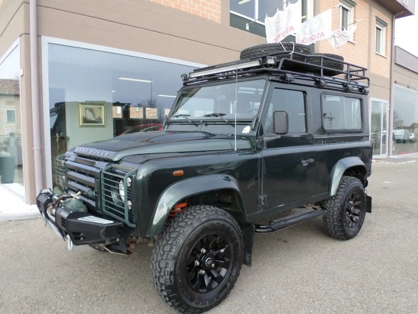 Land Rover Defender 90 2.4 TD4 Station Wagon Zelená - 1