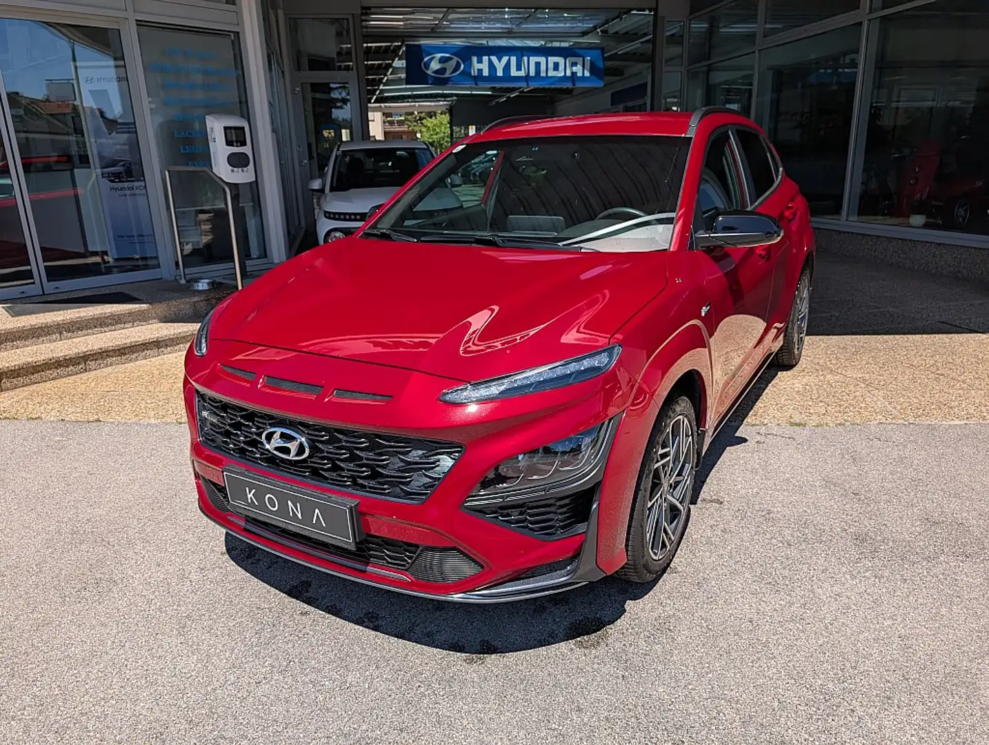 Hyundai KONA Kona 1,6 T-GDi 4WD N-Line DCT Aut. Rood - 1