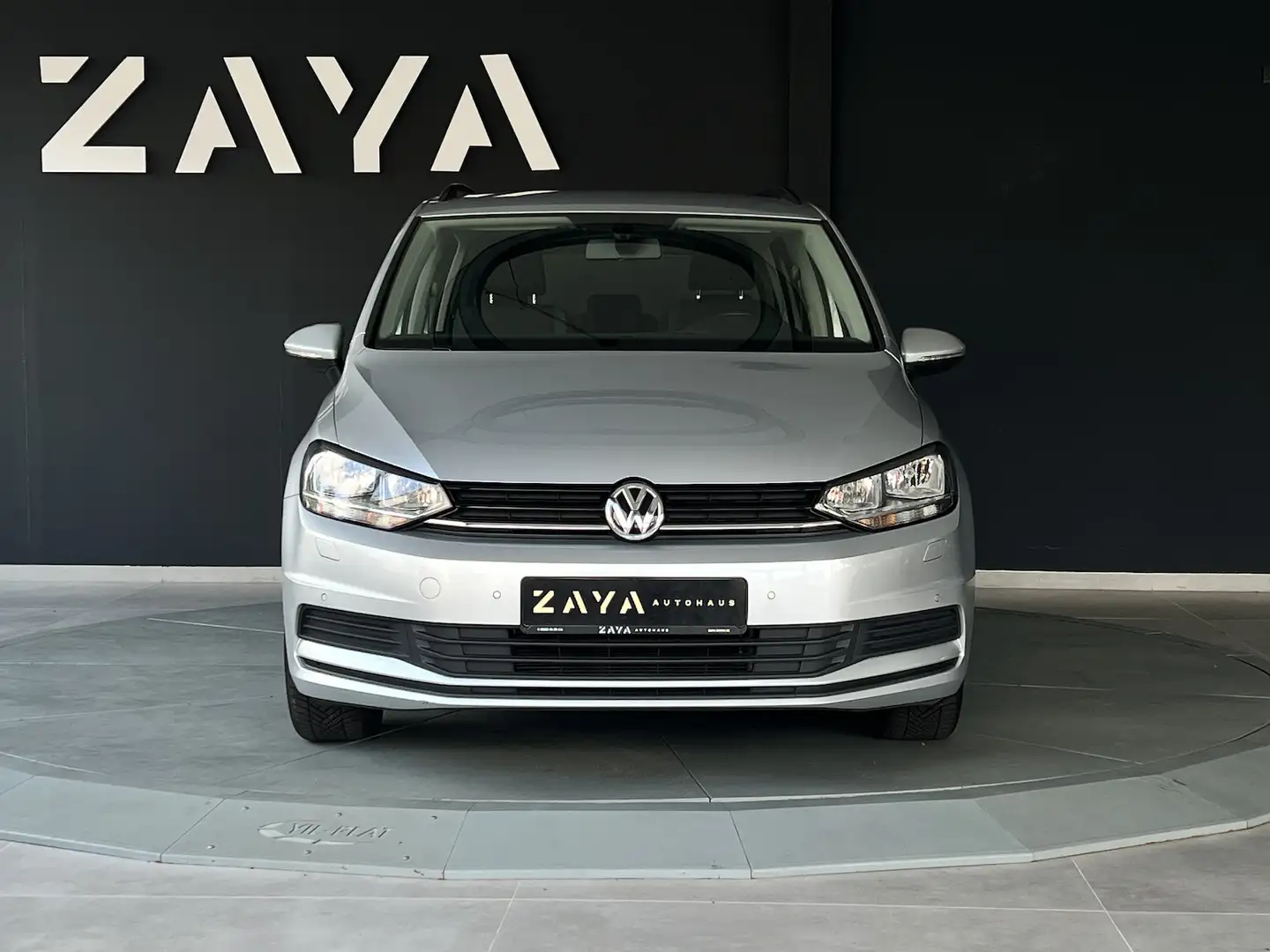 Volkswagen Touran 1.2 TSI 7-SITZER*SITZ-HZG*KLIMA*PDC* Zilver - 2