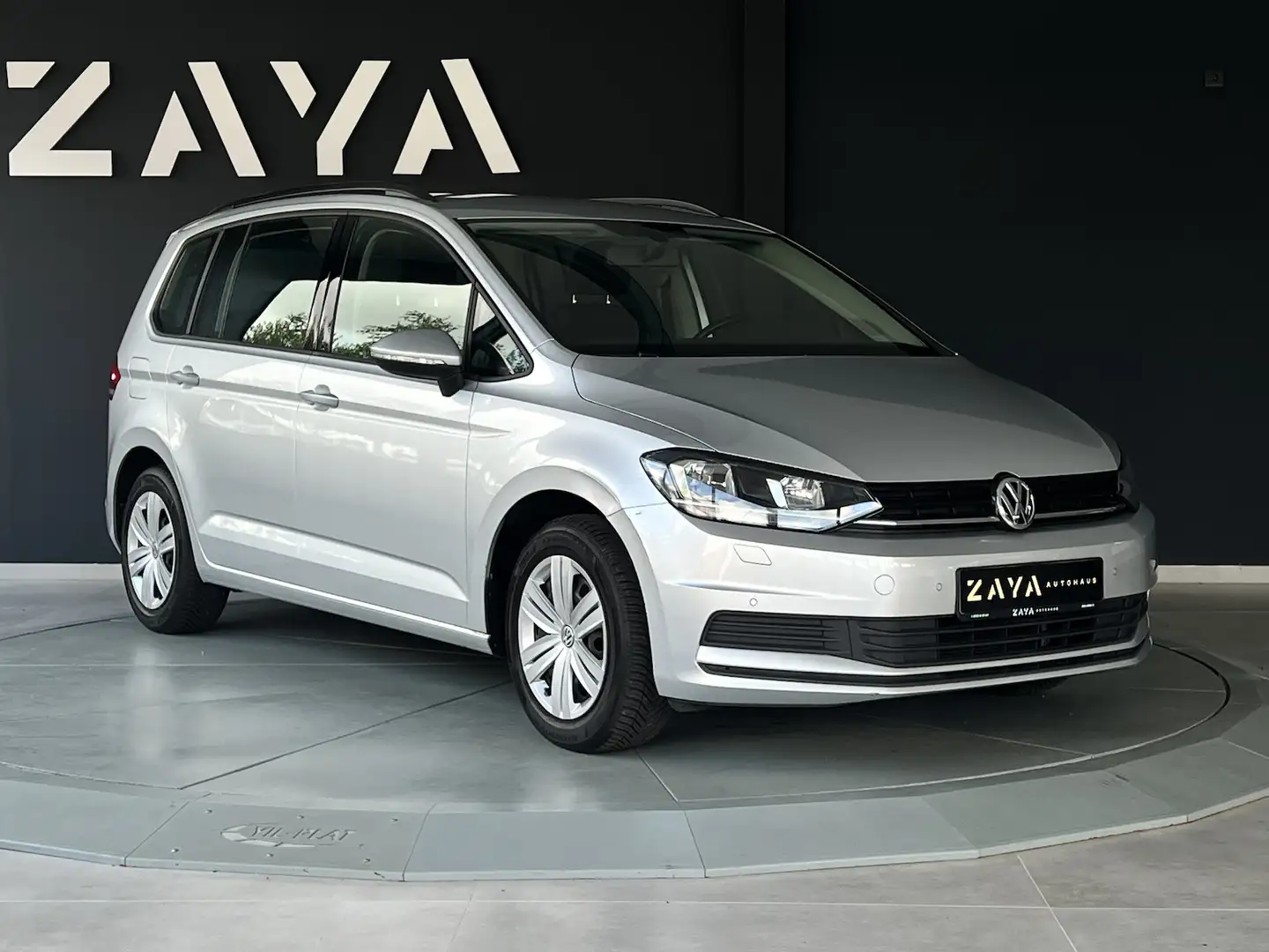 Volkswagen Touran 1.2 TSI 7-SITZER*SITZ-HZG*KLIMA*PDC* Zilver - 1