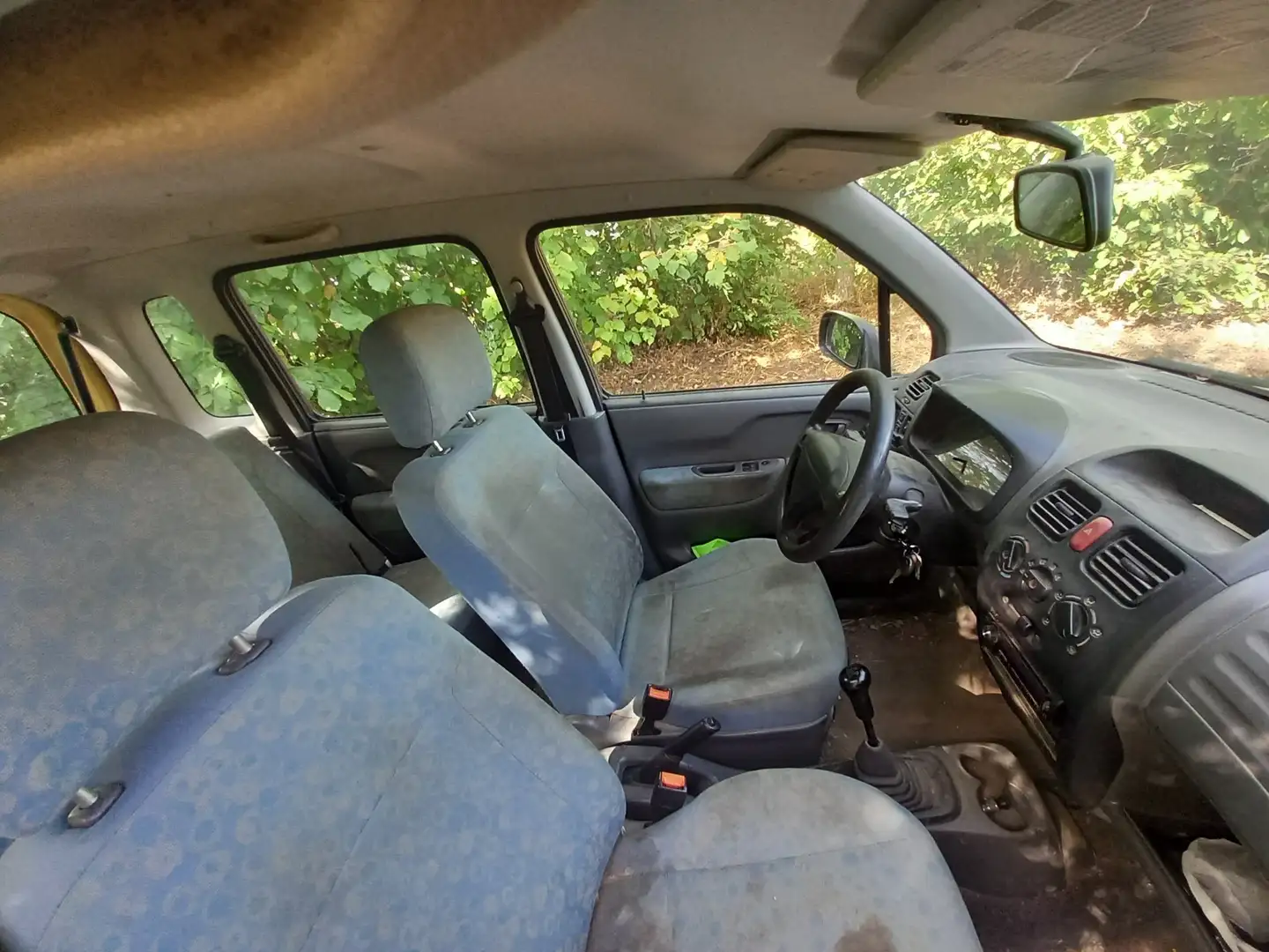 Suzuki Wagon R+ 1.3 GL 4x4 - 2