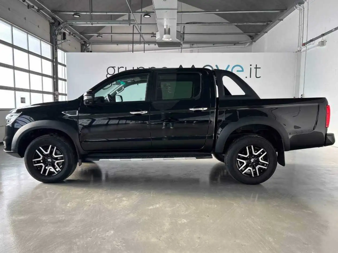DR Automobiles PK8 2.0 turbo diesel 4x4 136cv Siyah - 1