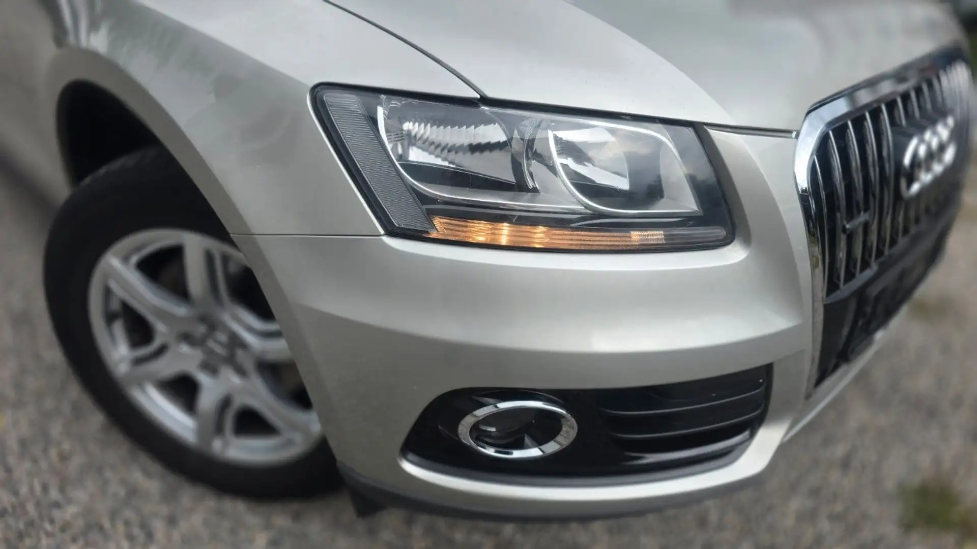 Audi Q5 2.0 TFSI  quattro - 1