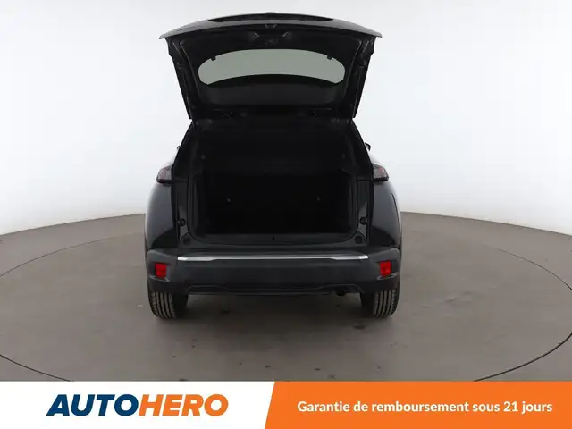Peugeot 2008 view 16