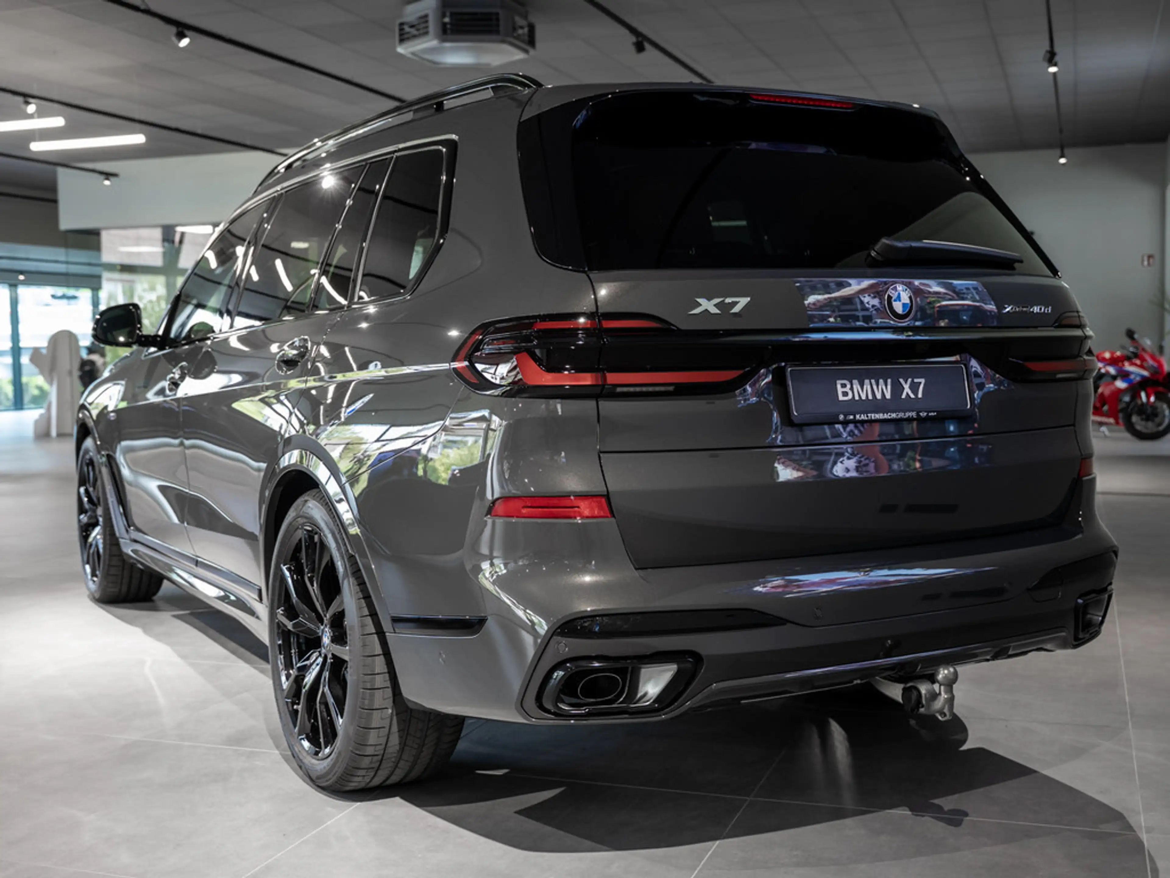 BMW X7 xDrive 40d M-Sport Pro AHK FACEL. 360° LED — photo 6