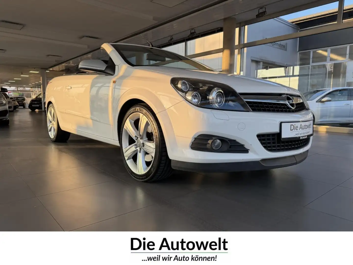 Opel Astra H Twin Top Endless Summer 2.0 BI XENON LEDER Blanco - 1