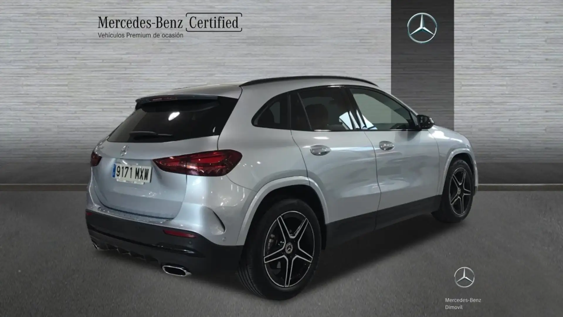 Mercedes-Benz GLA 200 -CLASS D - 2