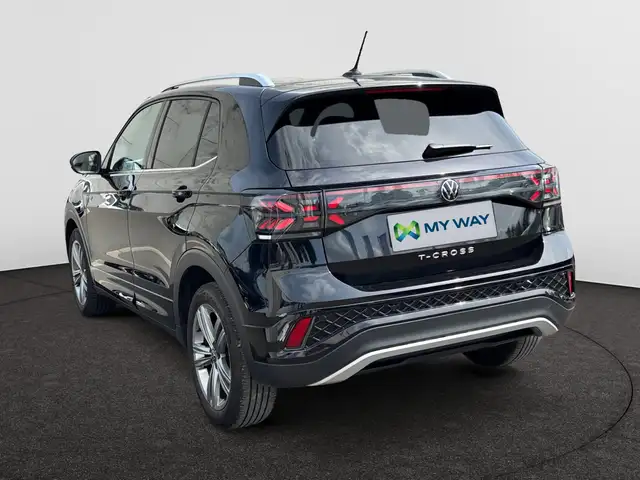 Volkswagen T-Cross view 2