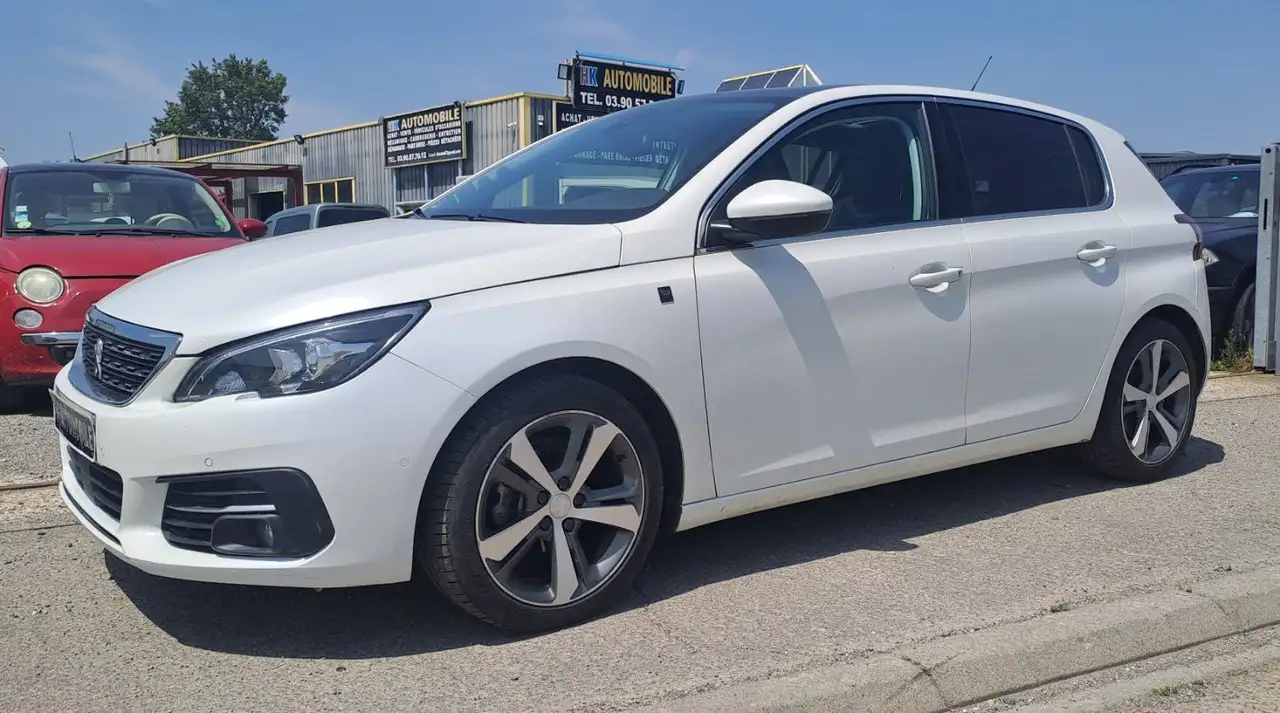 Peugeot 308 II 1.2 THP Puretech 110 cv Tech Edition