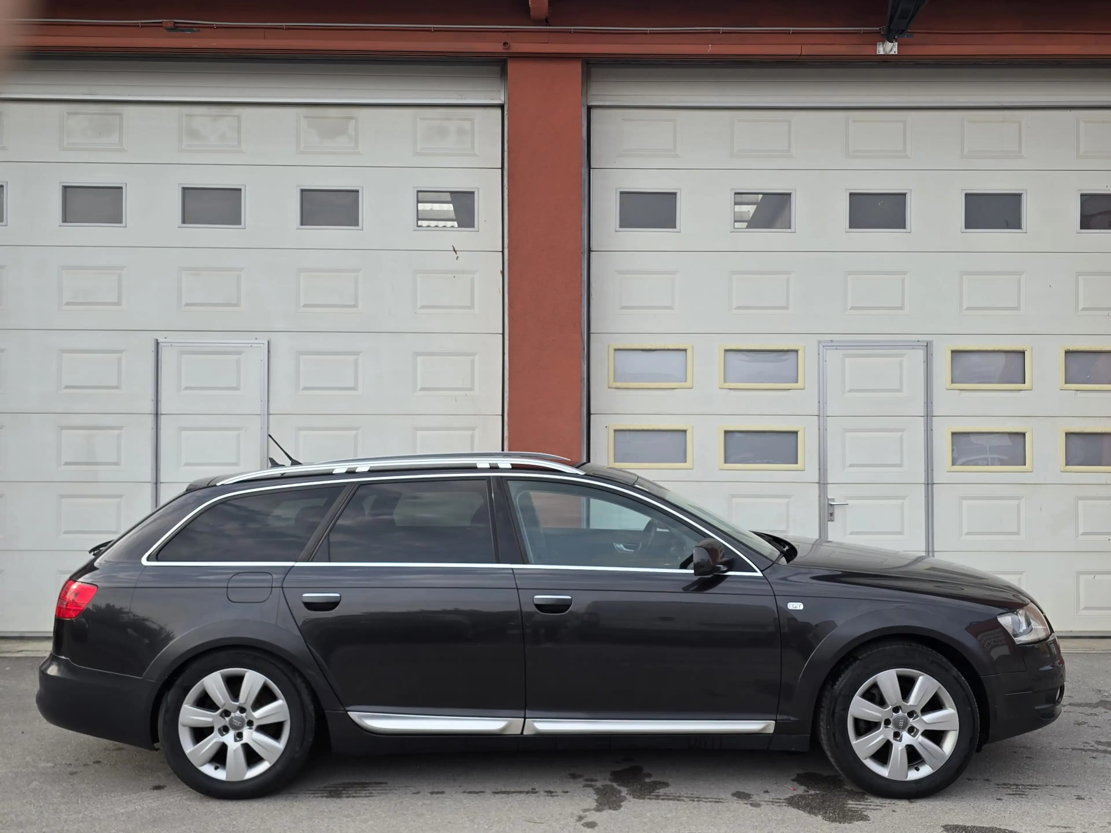 Audi A6 allroad 3,0 TDI V6 Quattro Tiptr. DPF — photo 3