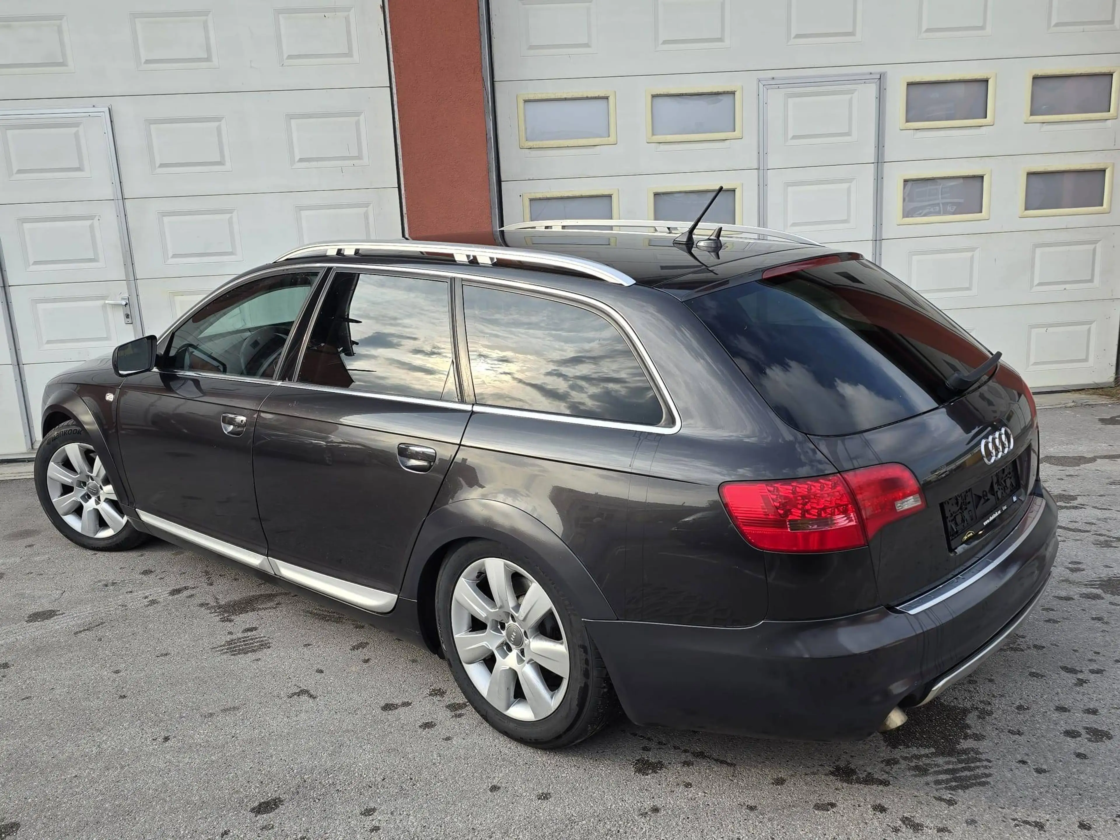 Audi A6 allroad 3,0 TDI V6 Quattro Tiptr. DPF — photo 5