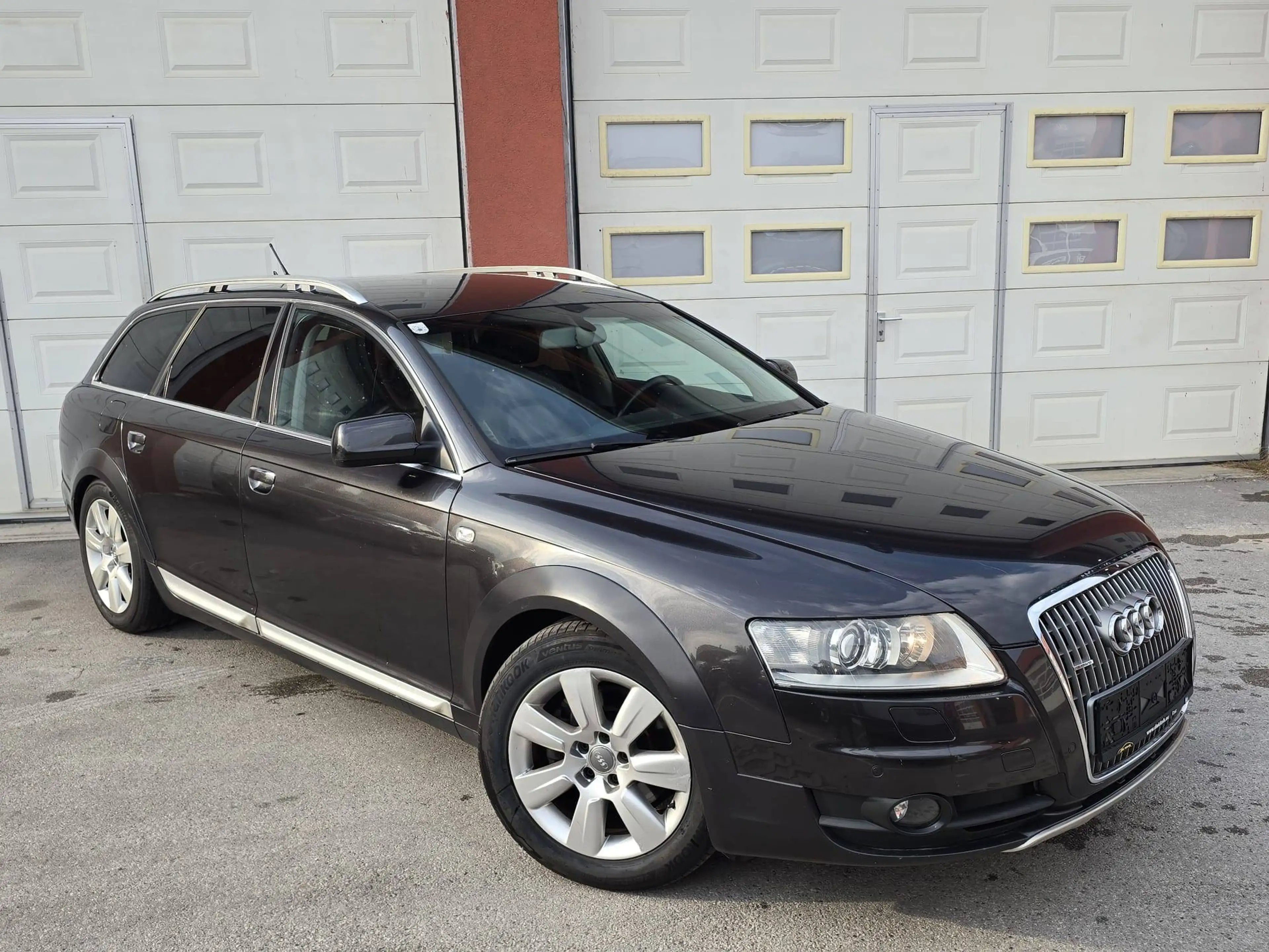 Audi A6 allroad 3,0 TDI V6 Quattro Tiptr. DPF — photo 2