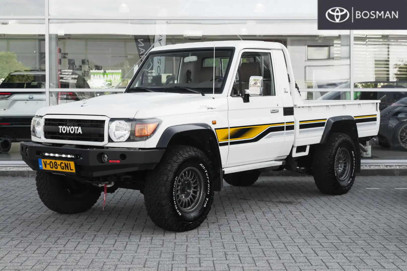 Toyota Land Cruiser GRJ-79 4.0 V6 Single cab 70th Anniversary Weiß - 1
