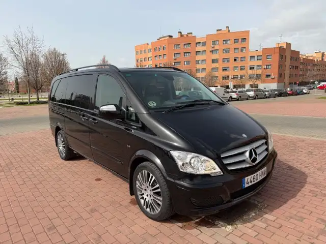 Mercedes-Benz Viano 3.0CDI Avantgarde Compacto Aut.