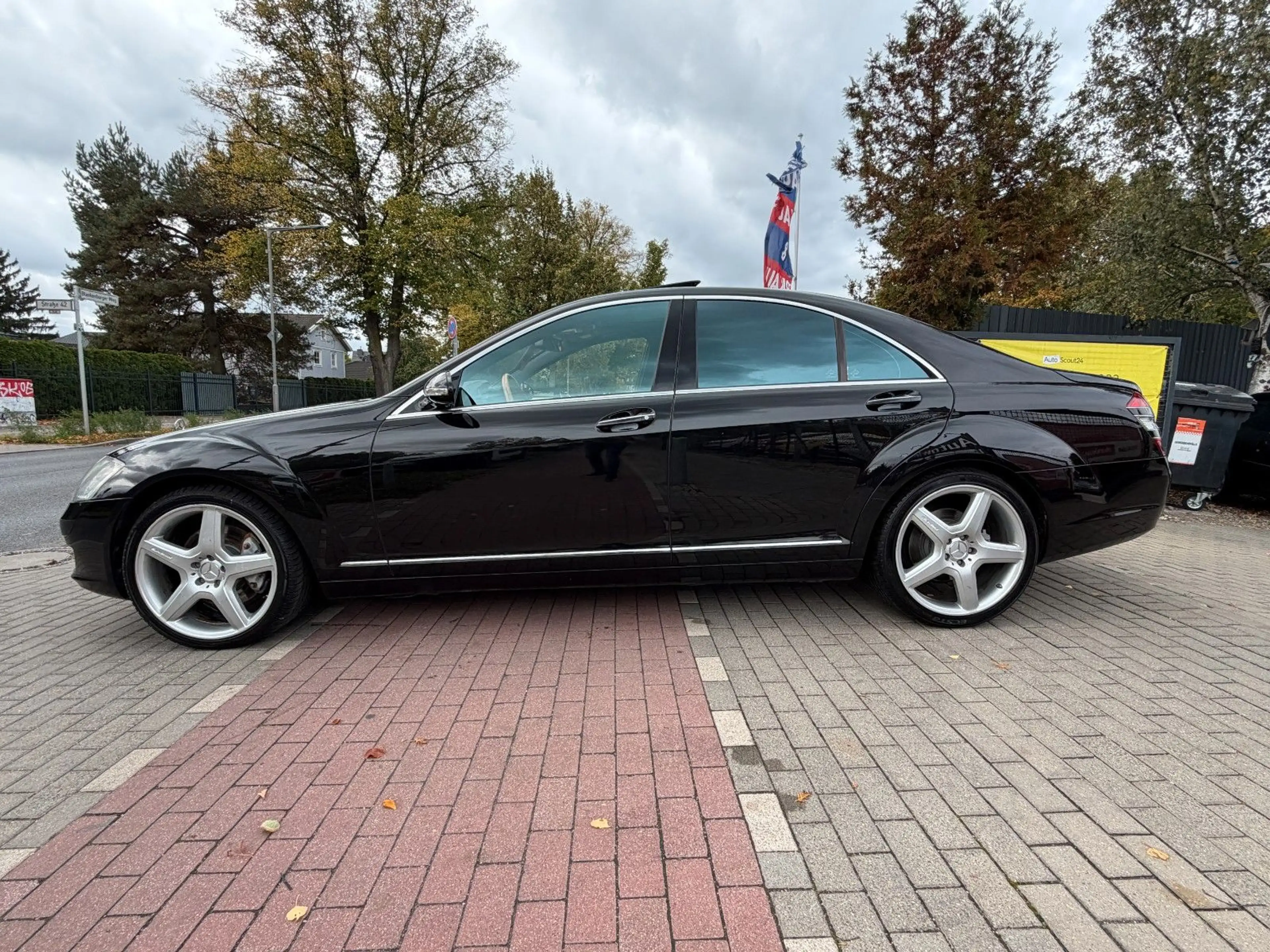 Mercedes-Benz S 500 4Matic DESIGNO*NightVision*Keyless*Kamera* — photo 7